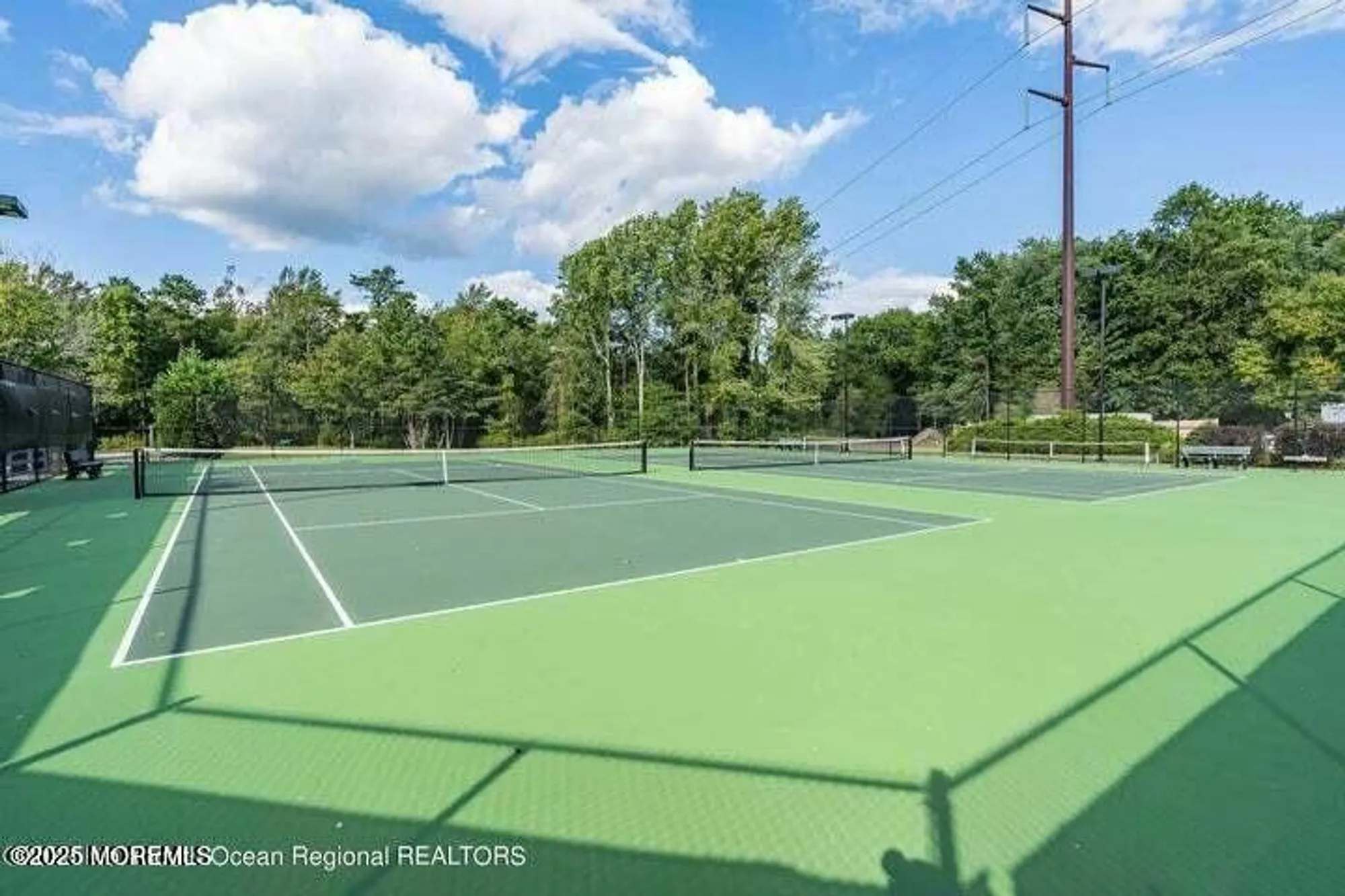 Property Slideshow image 8 of 20 | 10 woodstock ln, Manchester, NJ, 08759