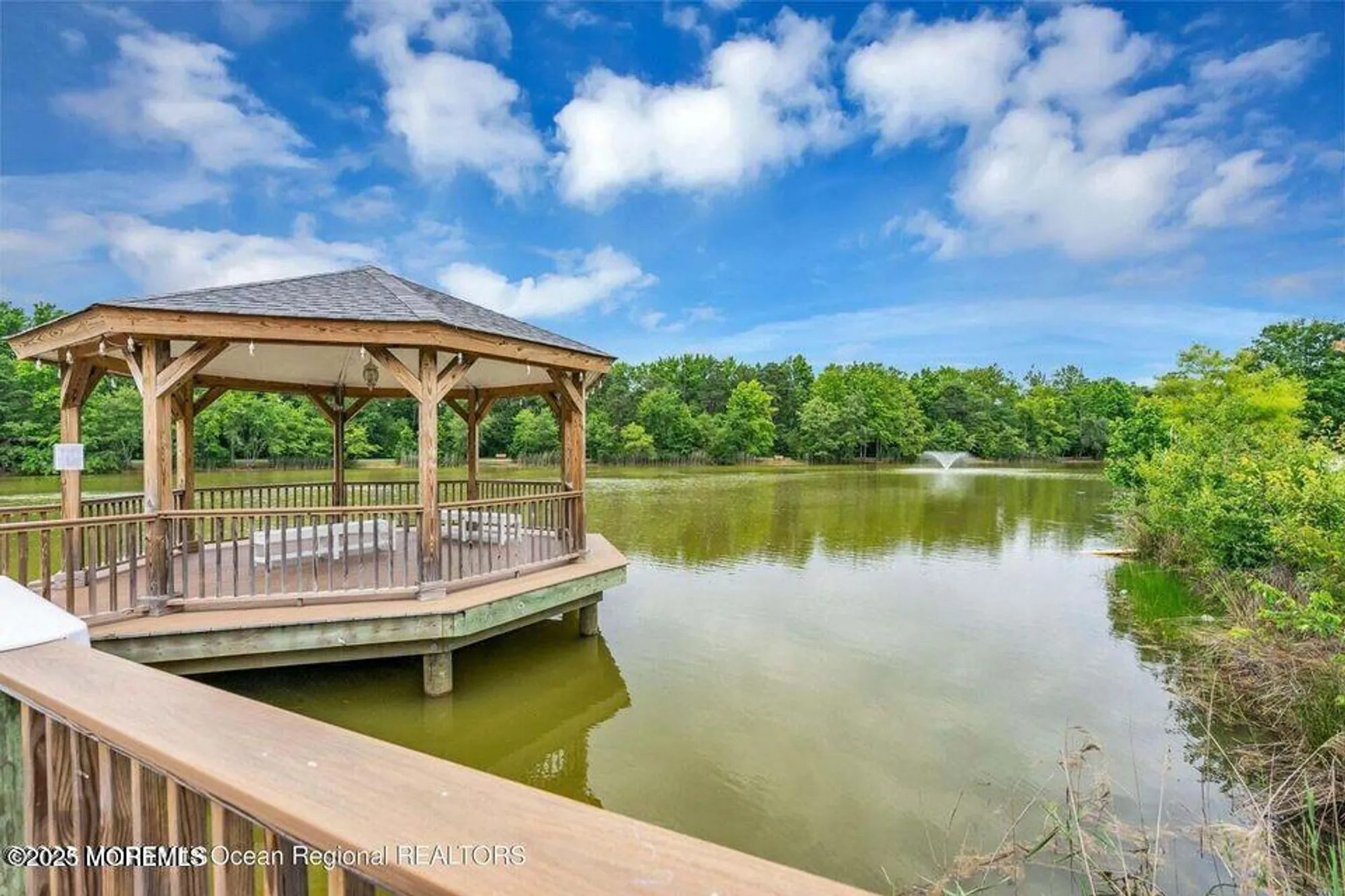 Property Slideshow image 14 of 20 | 10 woodstock ln, Manchester, NJ, 08759