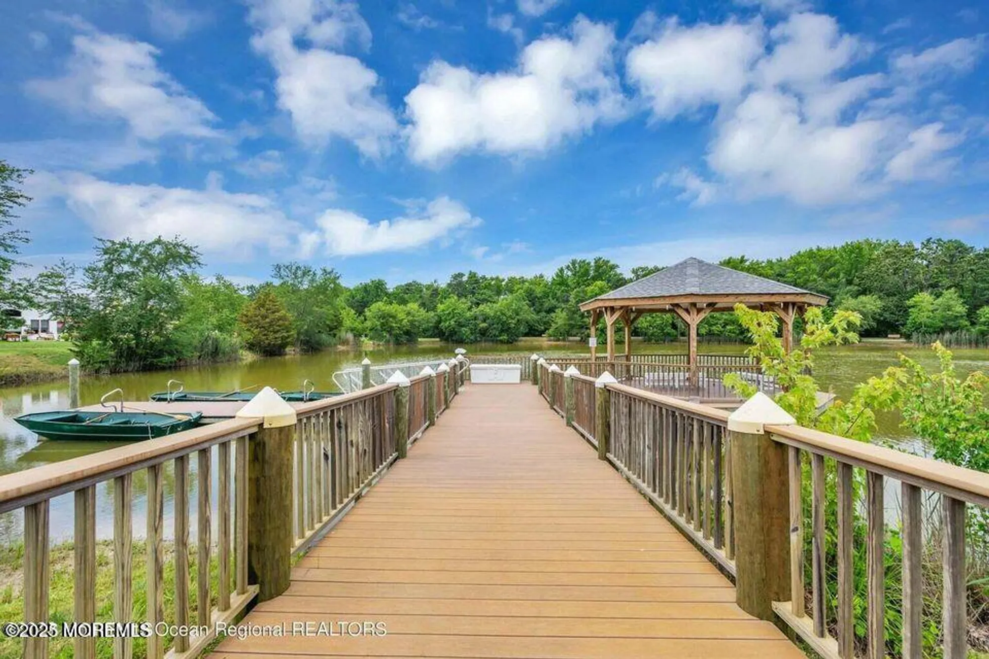 Property Slideshow image 16 of 20 | 10 woodstock ln, Manchester, NJ, 08759