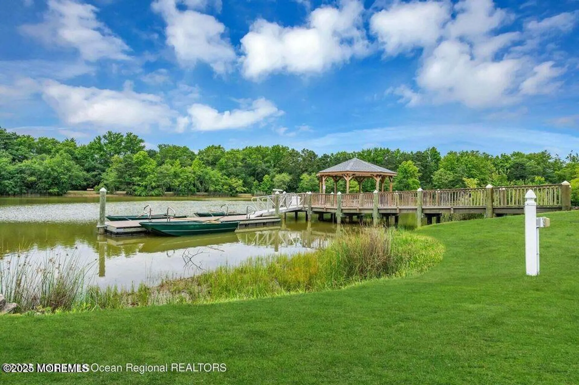 Property Slideshow image 19 of 20 | 10 woodstock ln, Manchester, NJ, 08759