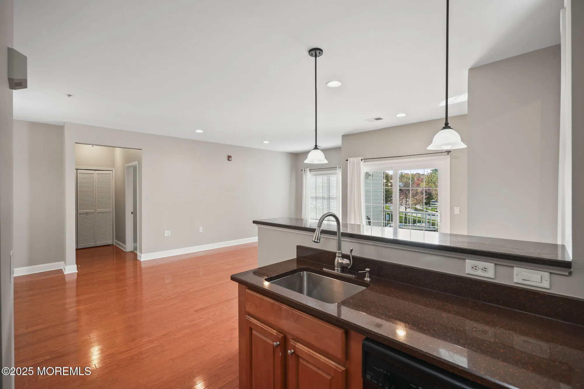 Property Slideshow image 12 of 39 | 3208 falston cir # 3208, Old Bridge, NJ, 08857