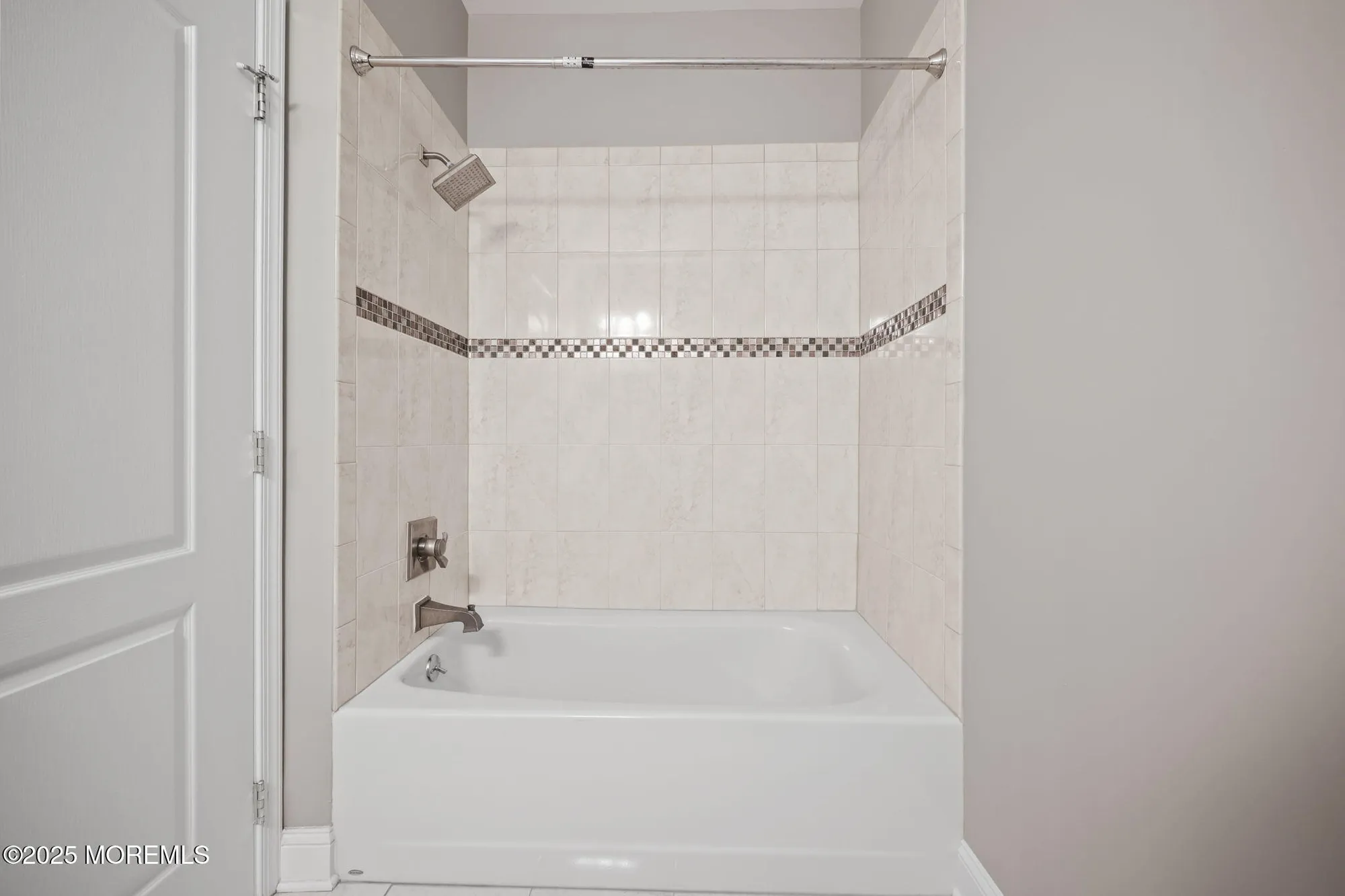 Property Slideshow image 25 of 39 | 3208 falston cir # 3208, Old Bridge, NJ, 08857