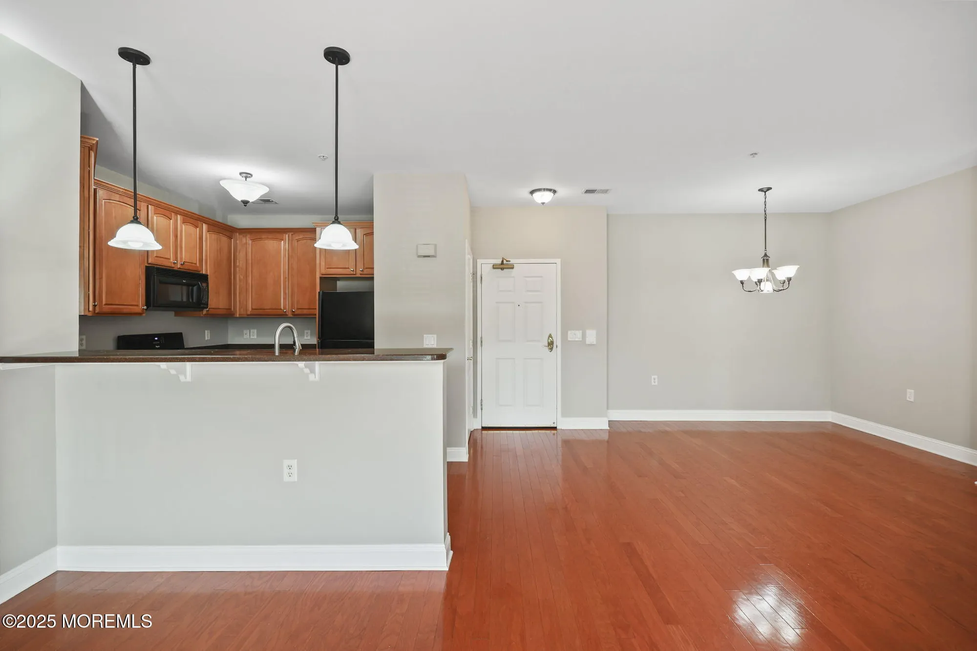 Property Slideshow image 13 of 39 | 3208 falston cir # 3208, Old Bridge, NJ, 08857