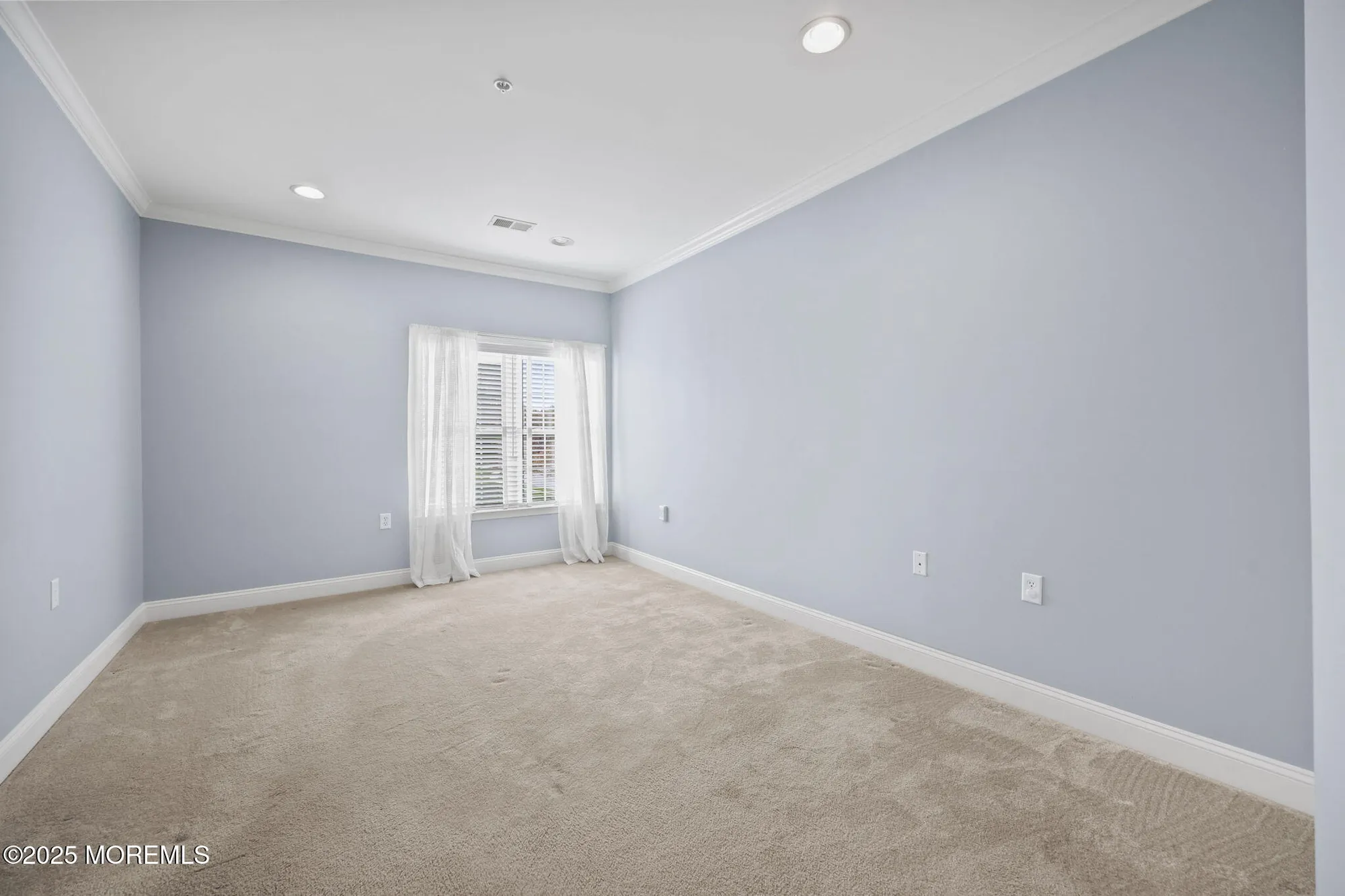 Property Slideshow image 15 of 39 | 3208 falston cir # 3208, Old Bridge, NJ, 08857