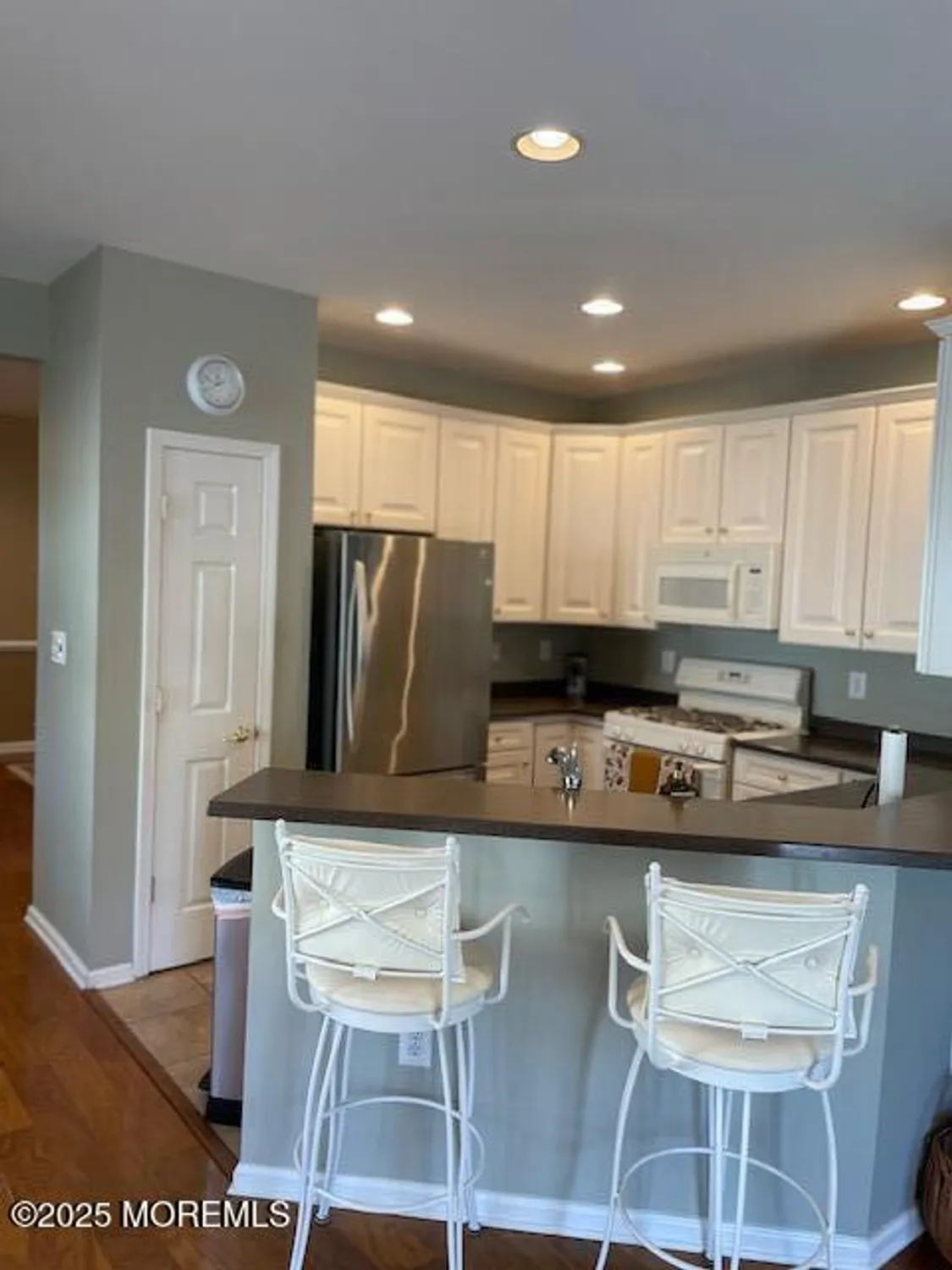 Property Slideshow image 6 of 13 | 14 cromwell ln, Jackson, NJ, 08527