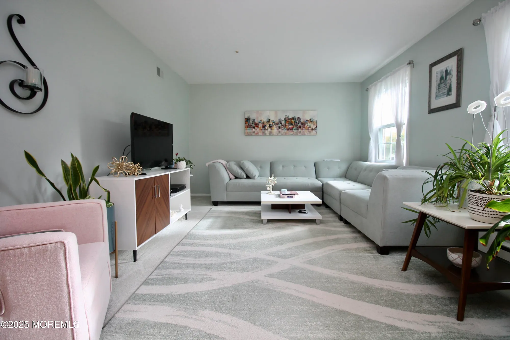 Property Slideshow image 9 of 34 | 119 muhlen platz e, Freehold, NJ, 07728