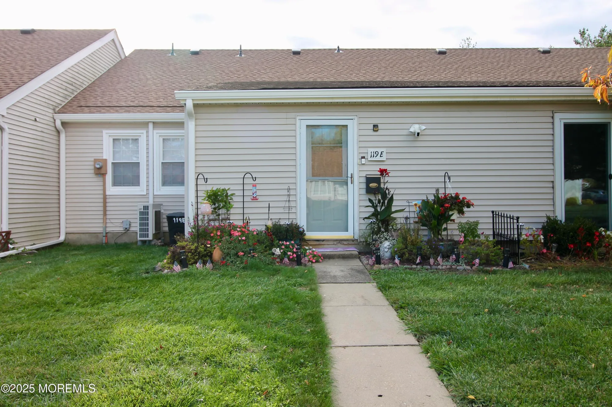 Property Slideshow image 28 of 34 | 119 muhlen platz e, Freehold, NJ, 07728