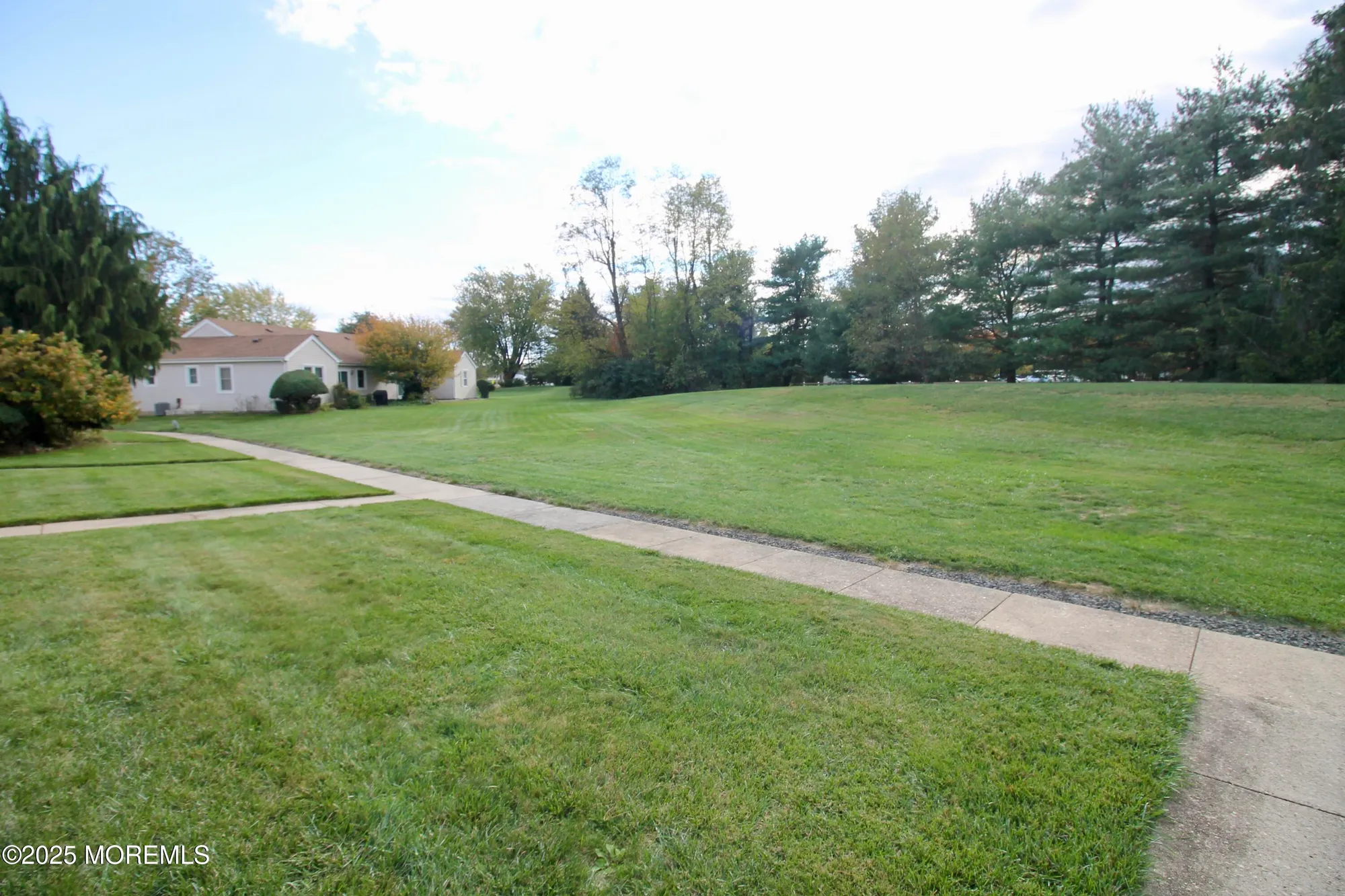 Property Slideshow image 34 of 34 | 119 muhlen platz e, Freehold, NJ, 07728