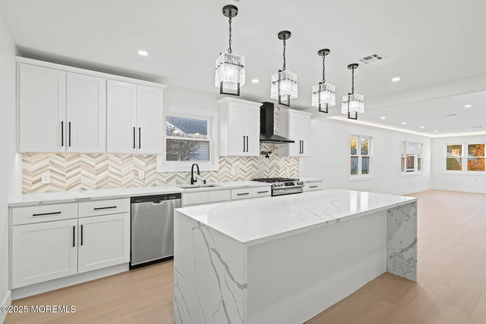 Property Slideshow image 9 of 17 | 5 purnell st, Toms River, NJ, 08757