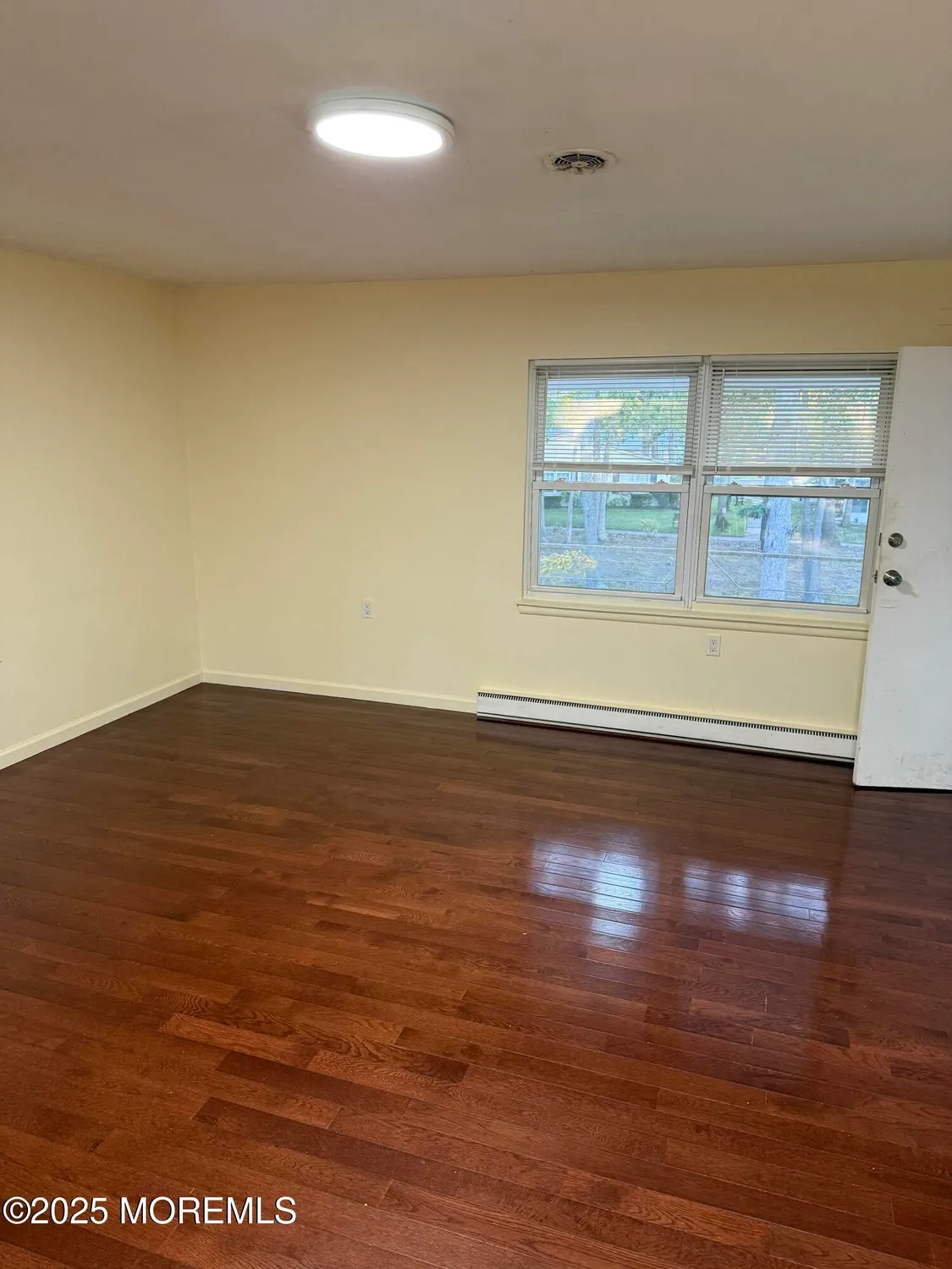 Property Slideshow image 7 of 14 | 42k cambridge ct, Lakewood, NJ, 08701