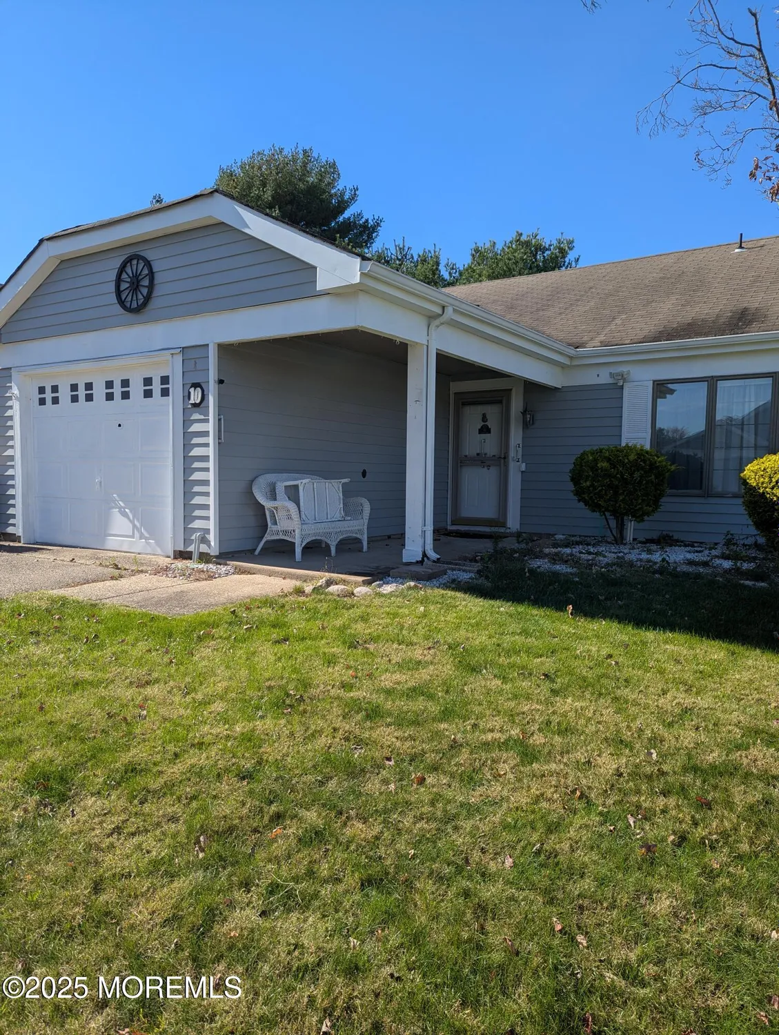 Property Slideshow image 2 of 20 | 10 woodstock ln, Manchester, NJ, 08759