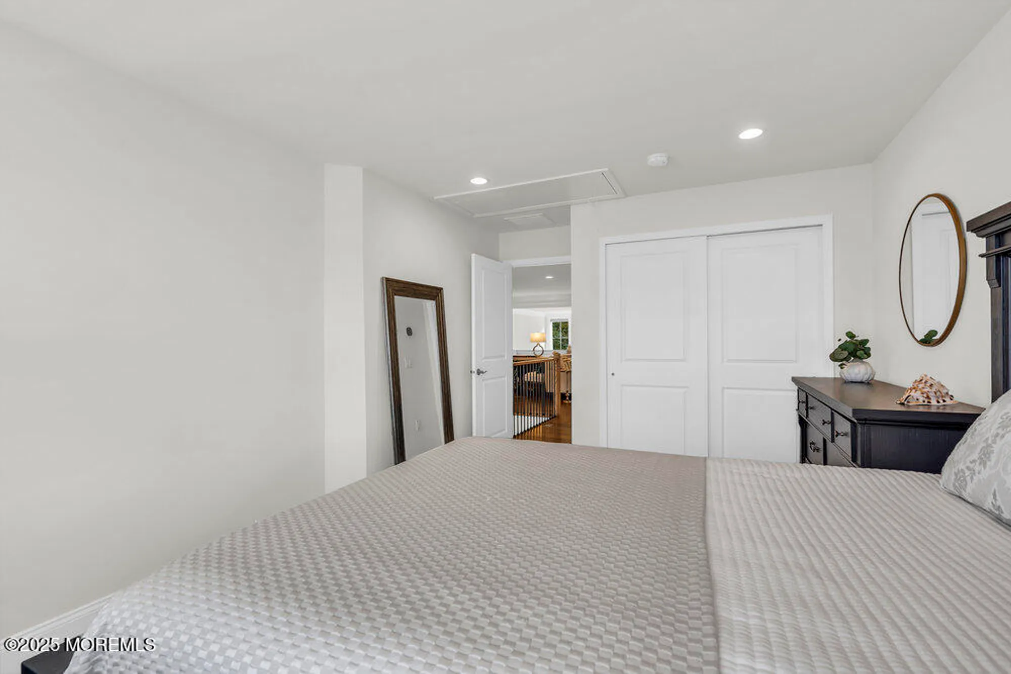 Property Slideshow image 72 of 111 | 106 grandview cir, Farmingdale, NJ, 07727