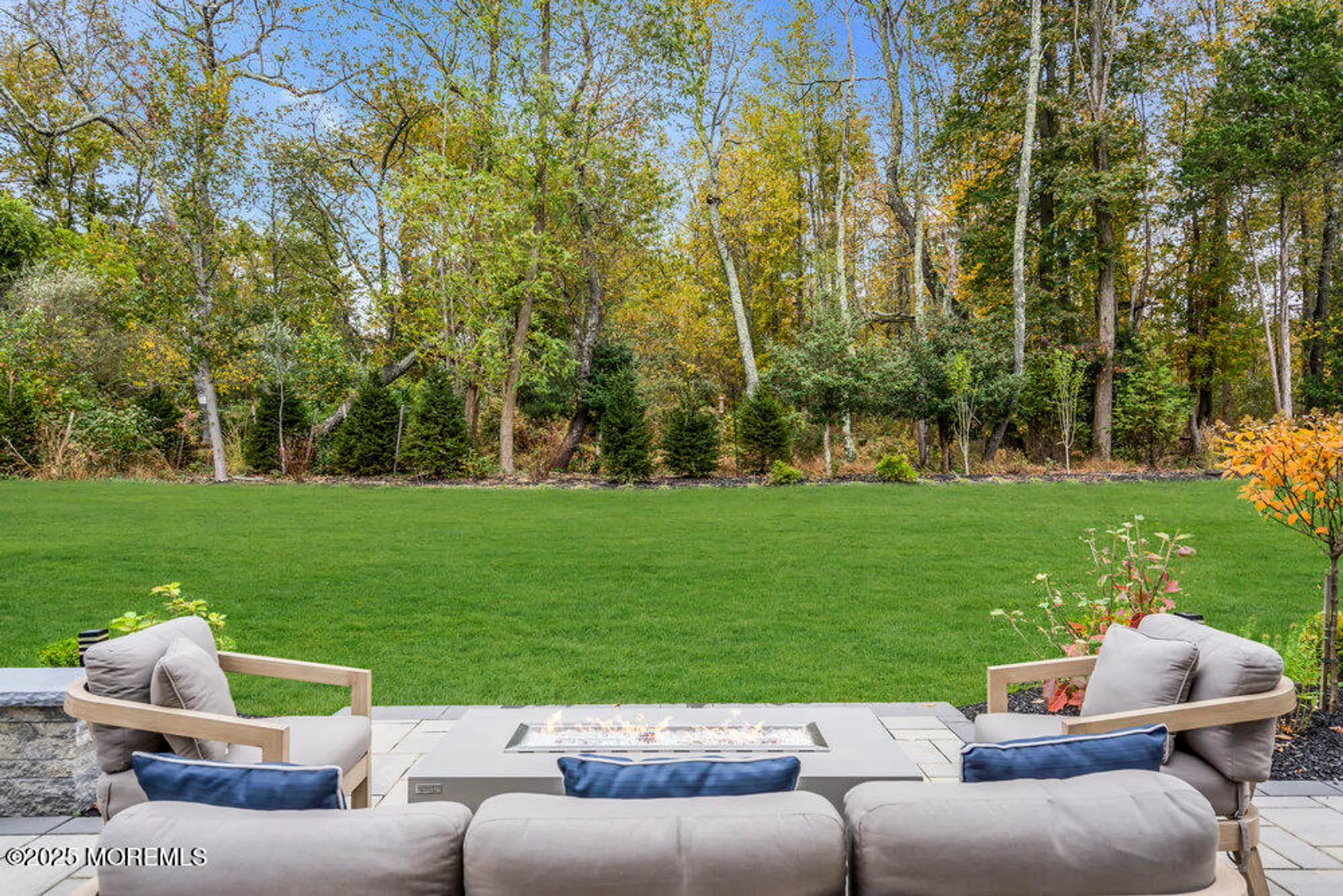 Property Slideshow image 89 of 111 | 106 grandview cir, Farmingdale, NJ, 07727