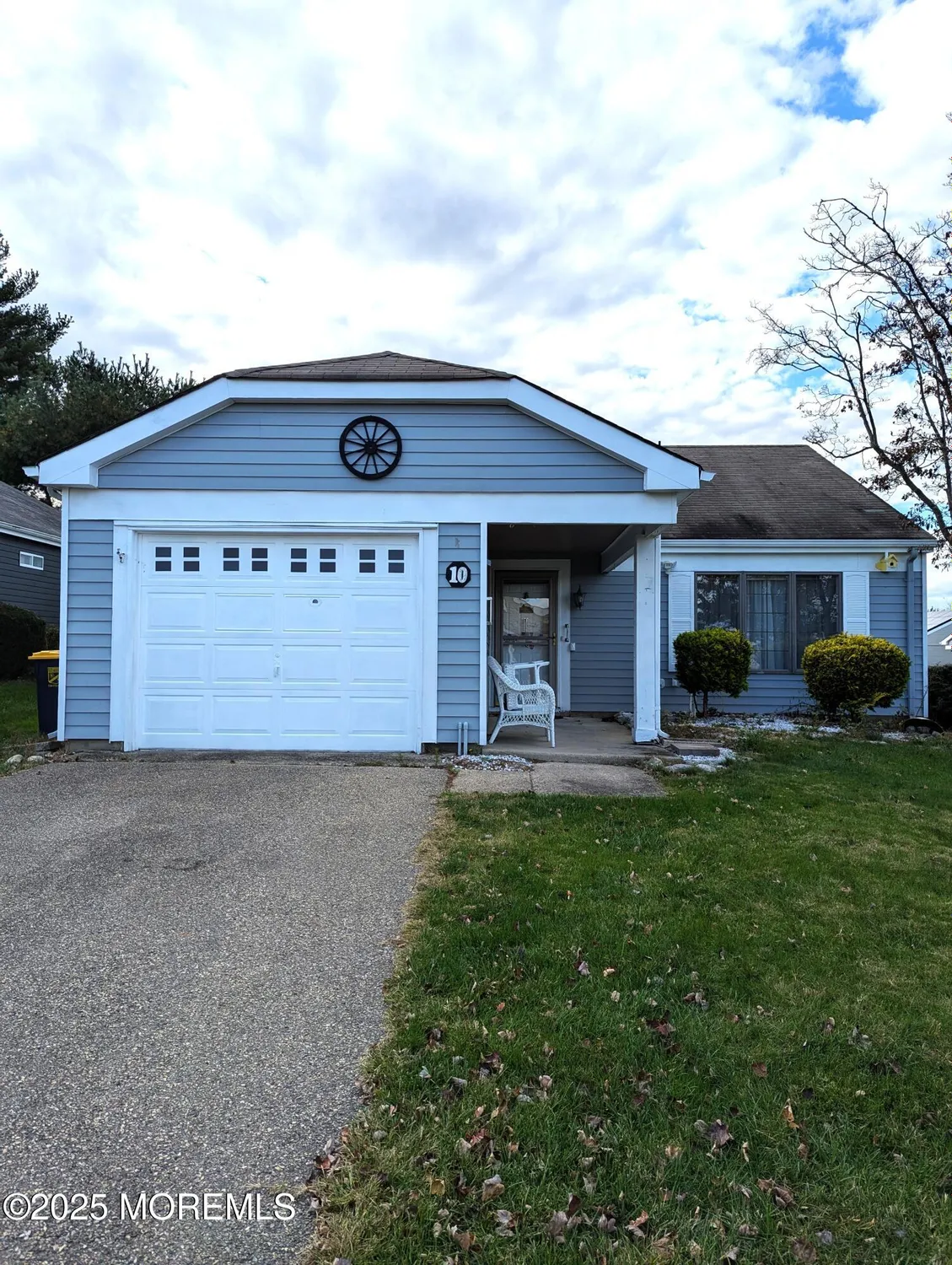 Property Slideshow image 1 of 20 | 10 woodstock ln, Manchester, NJ, 08759