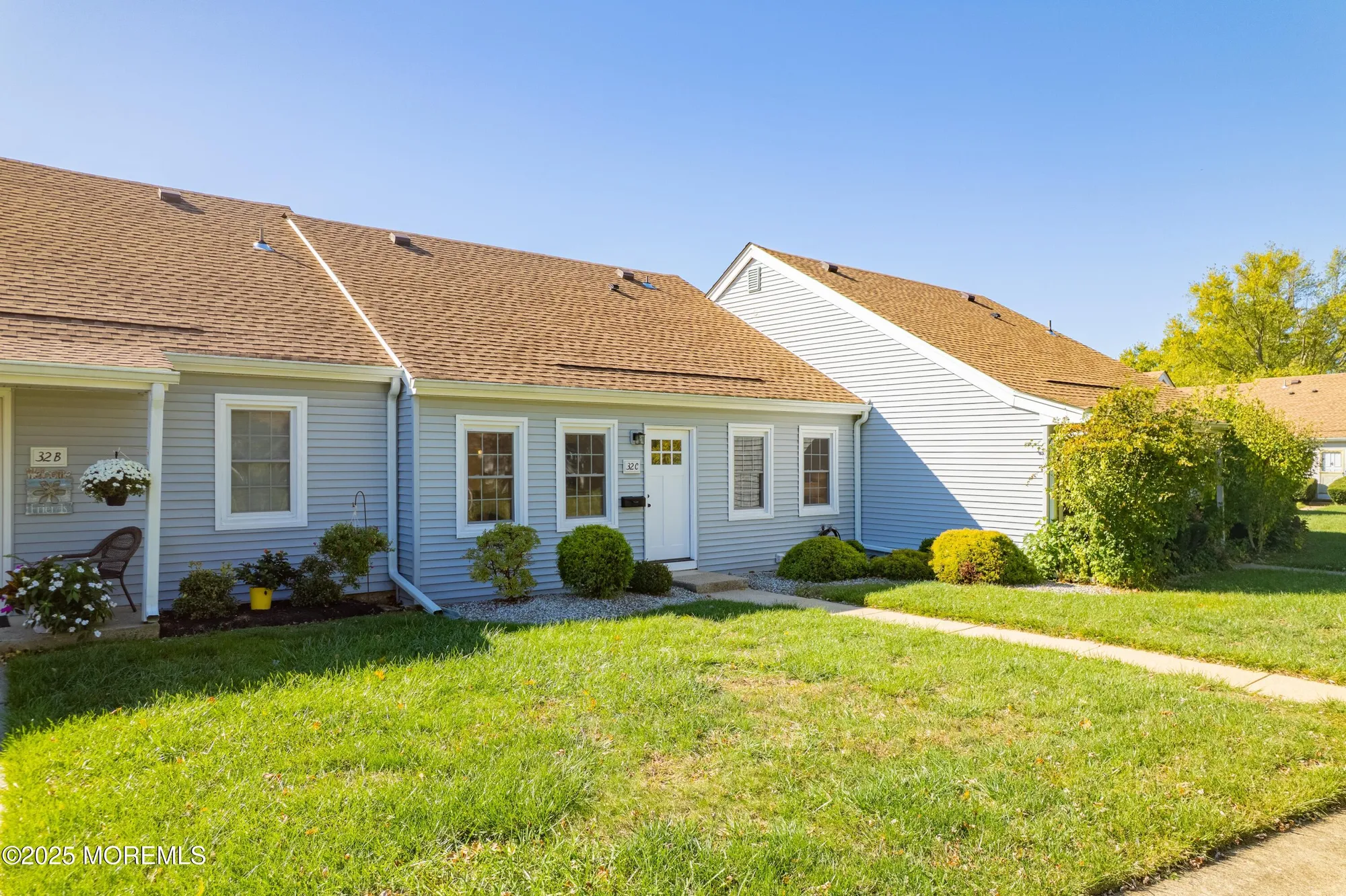 Property Slideshow image 1 of 15 | 32 plaza de las lobos c, Freehold, NJ, 07728