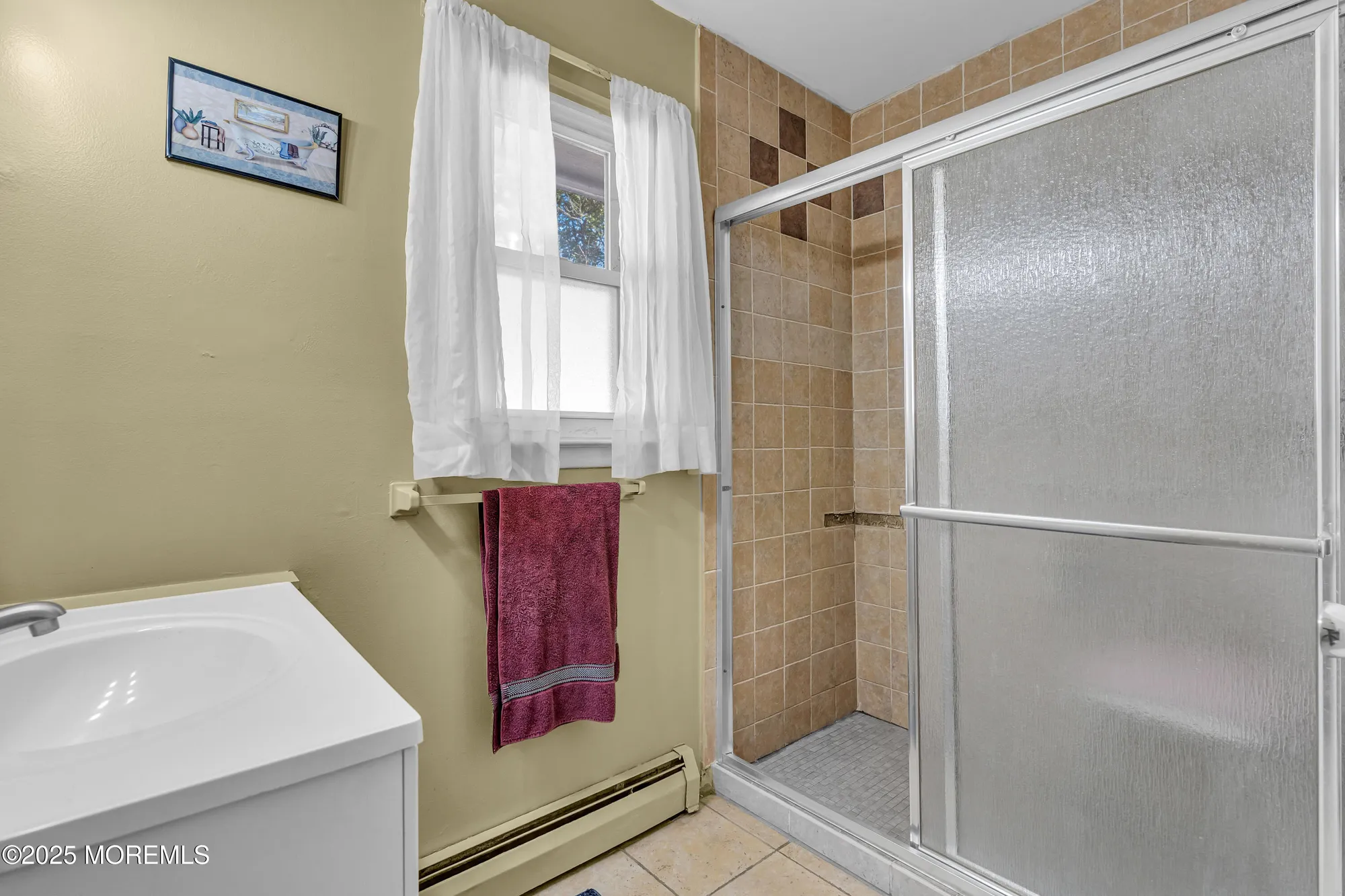 Property Slideshow image 14 of 19 | 2184 mount hope ln, Toms River, NJ, 08753