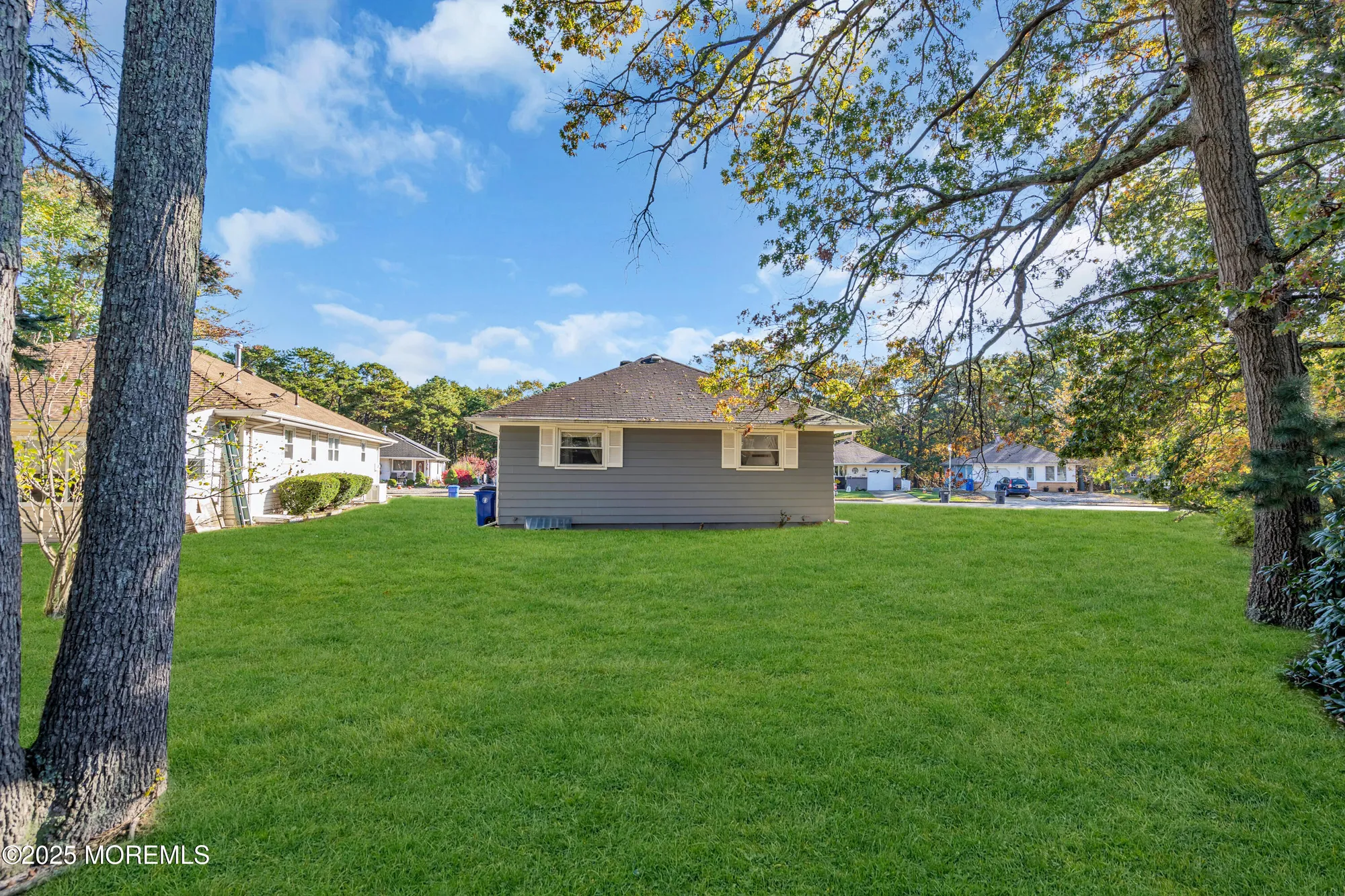 Property Slideshow image 15 of 19 | 2184 mount hope ln, Toms River, NJ, 08753
