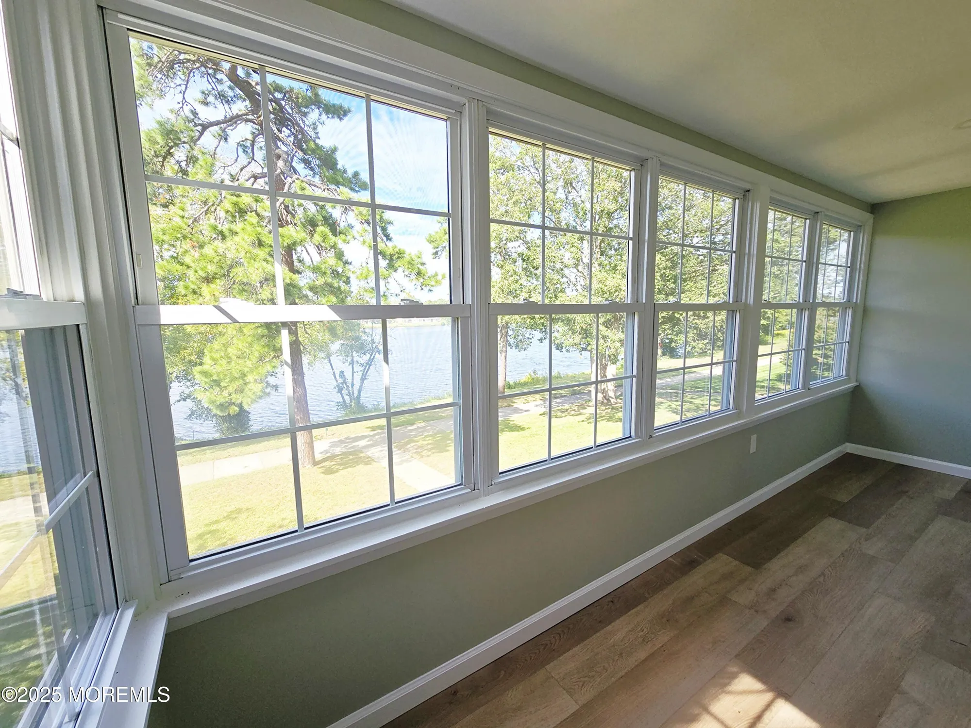 Property Slideshow image 11 of 25 | 43k cambridge ct, Lakewood, NJ, 08701