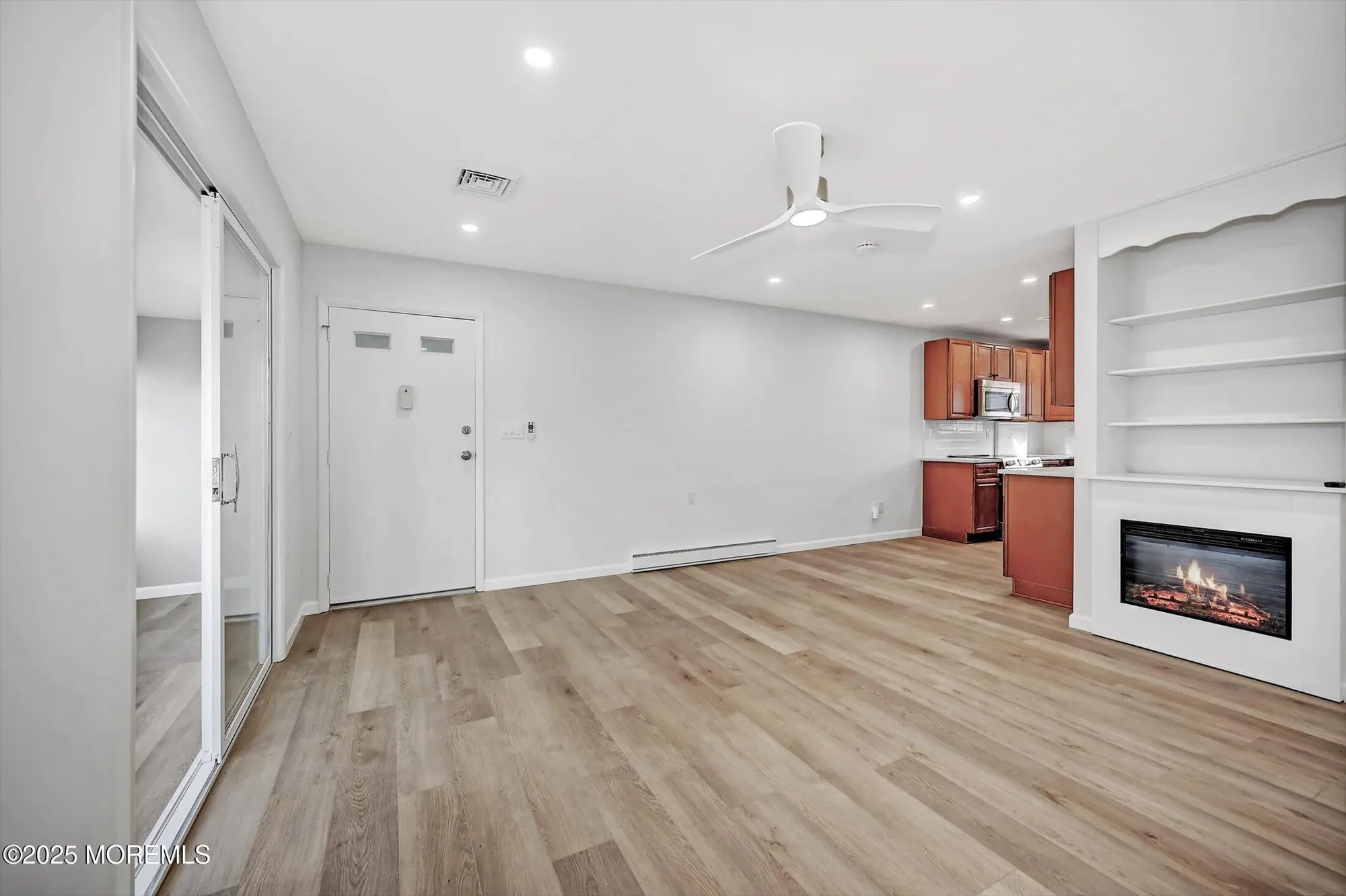 Property Slideshow image 5 of 25 | 43k cambridge ct, Lakewood, NJ, 08701
