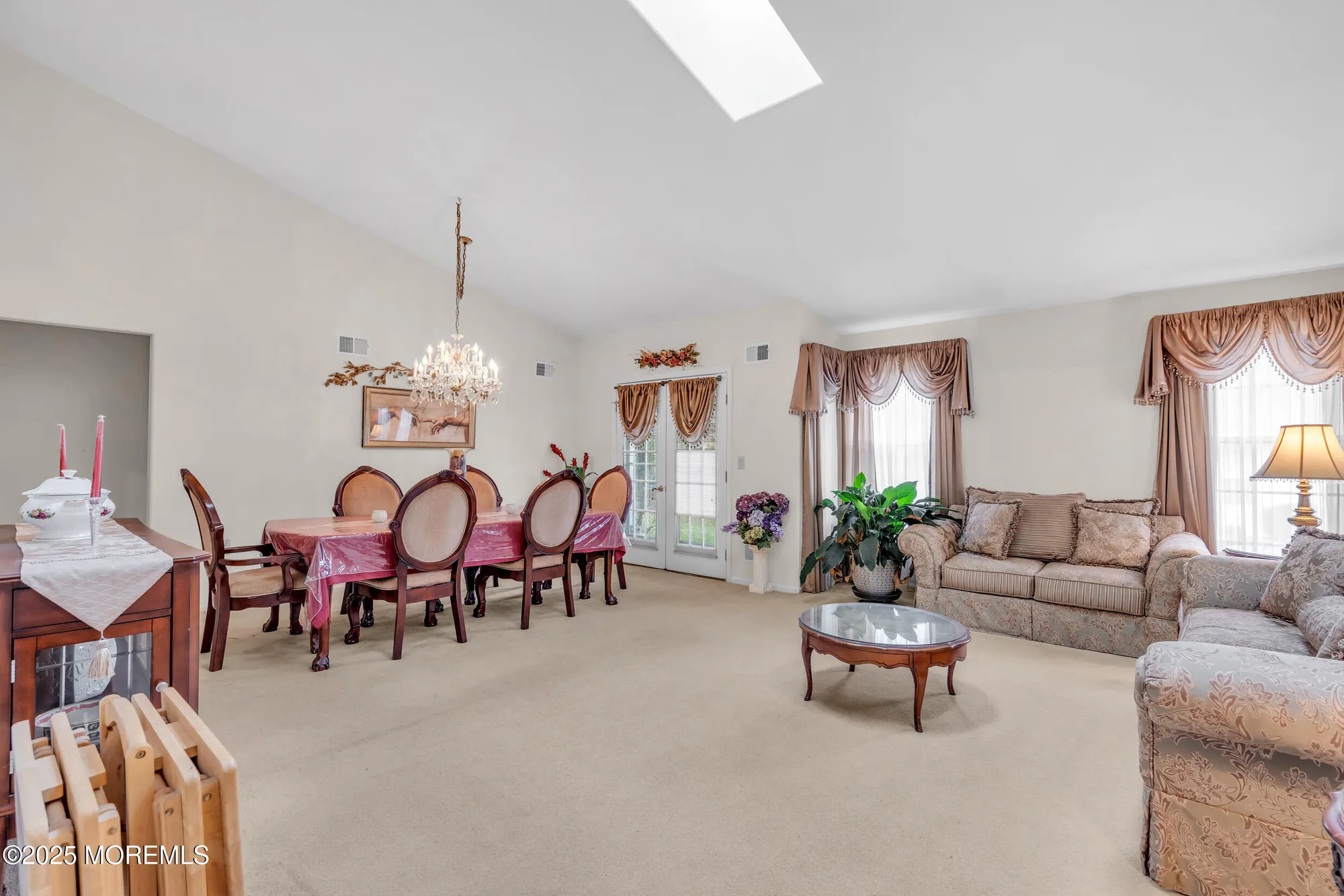 Property Slideshow image 10 of 43 | 1121b thornbury ln, Manchester, NJ, 08759