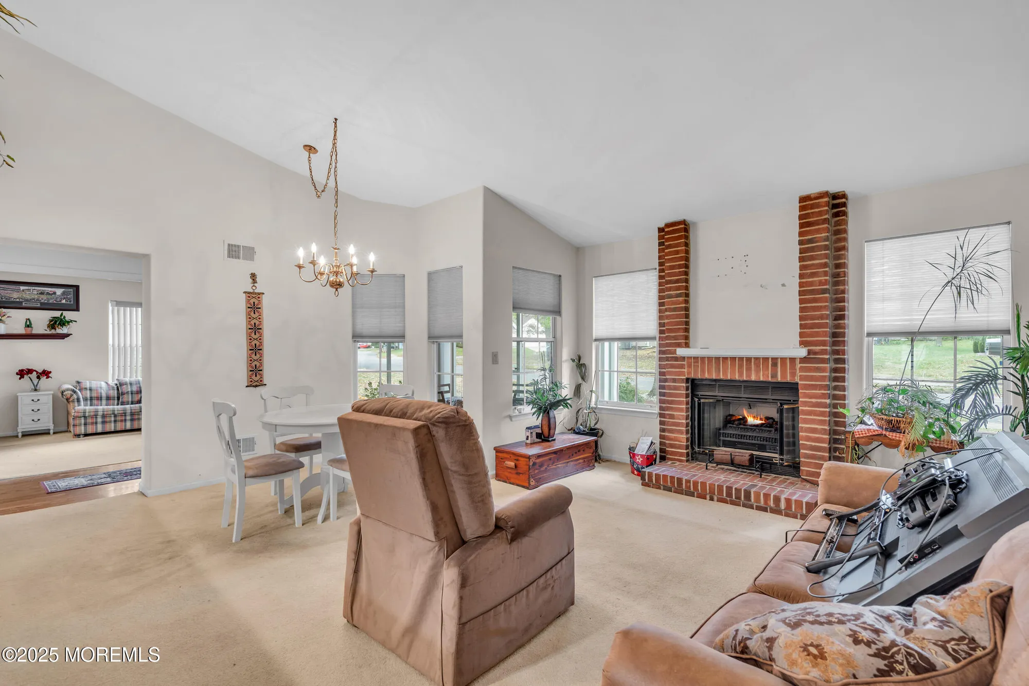 Property Slideshow image 5 of 43 | 1121b thornbury ln, Manchester, NJ, 08759