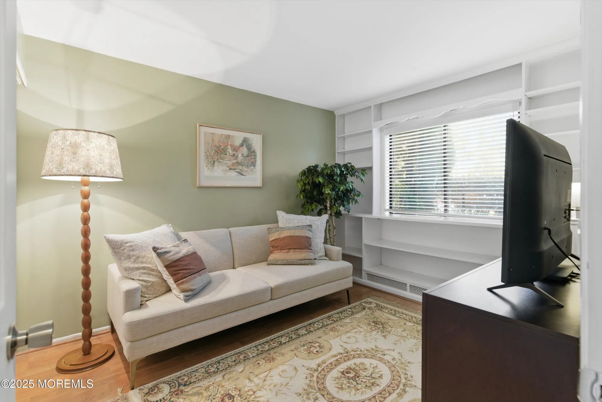 Property Slideshow image 13 of 32 | 32 ellsworth ct, Red Bank, NJ, 07701