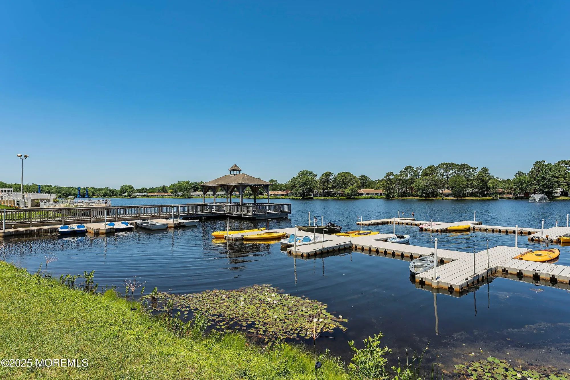 Property Slideshow image 16 of 26 | 42 cambridge ct h, Lakewood, NJ, 08701