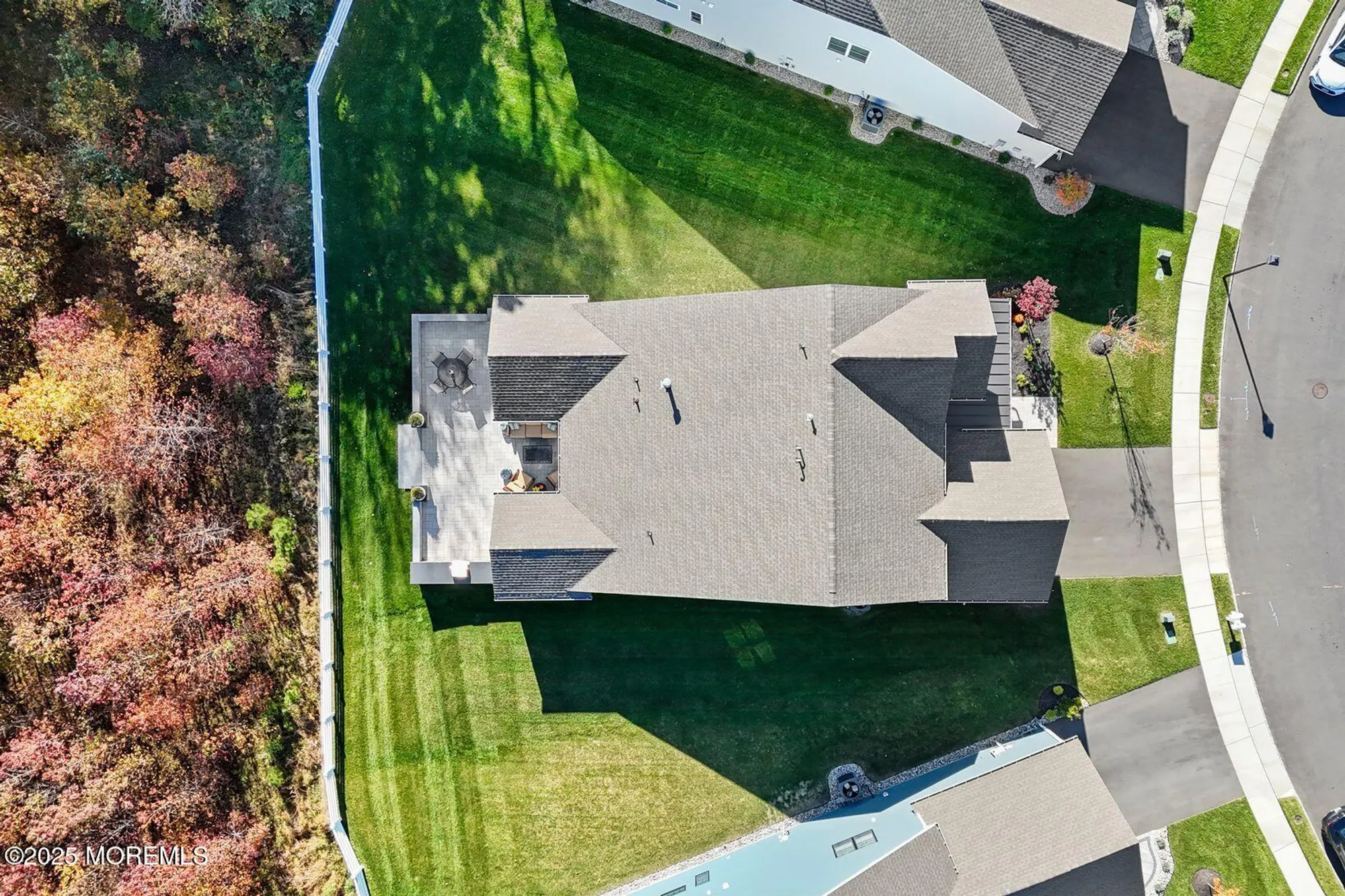 Property Slideshow image 38 of 52 | 40 sanctuary ln, Wall Township, NJ, 07727
