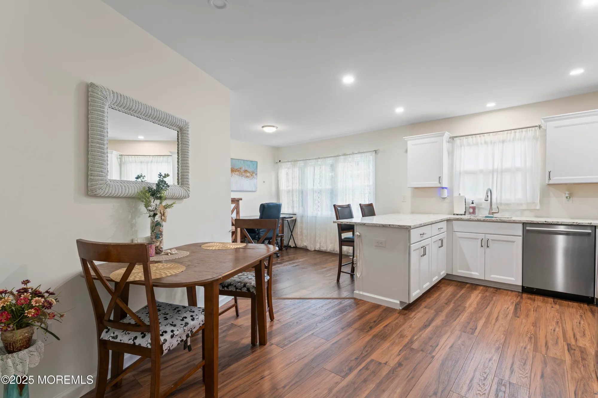 Property Slideshow image 5 of 25 | 8 carter way, Brick, NJ, 08723