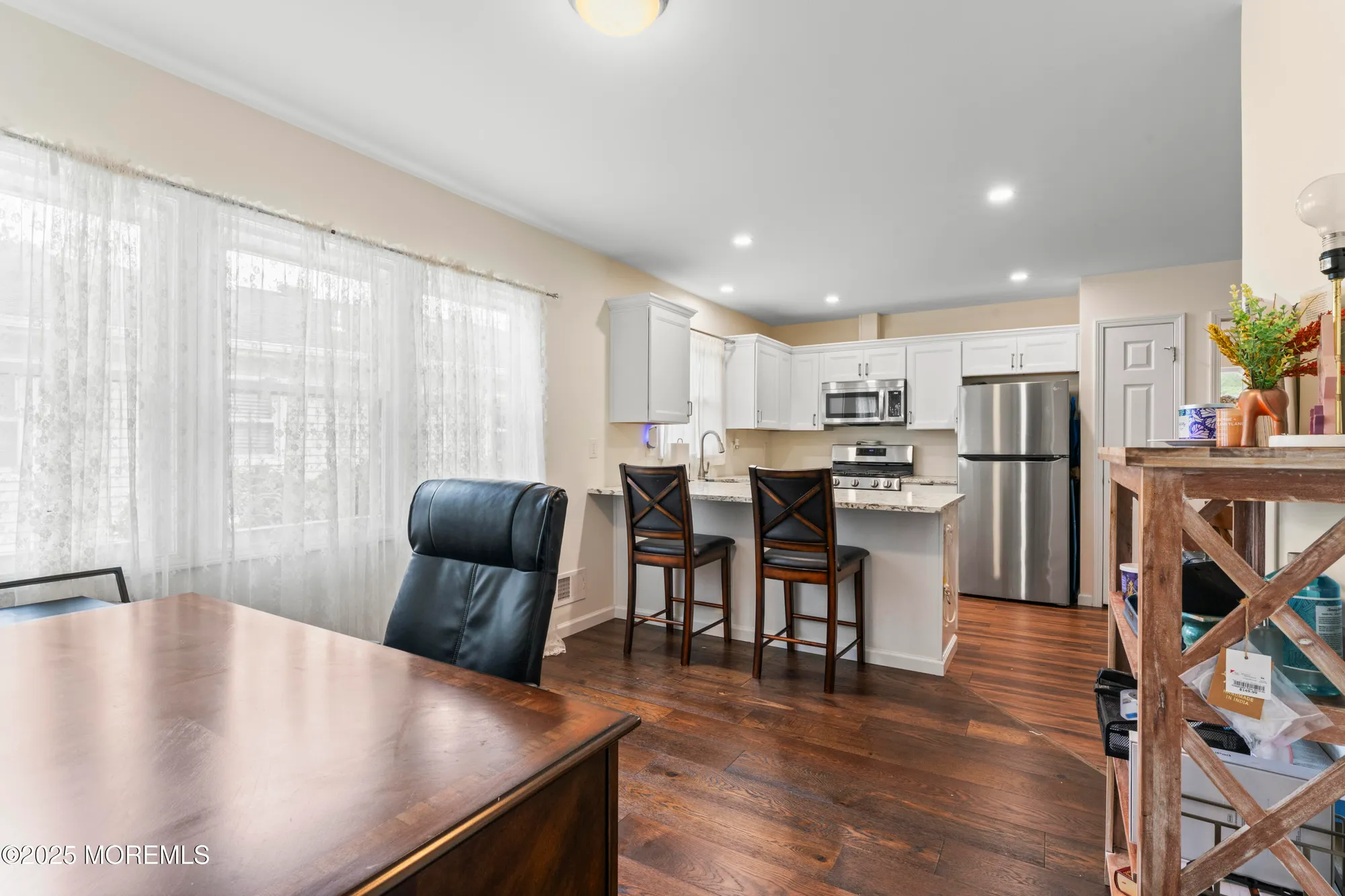 Property Slideshow image 10 of 25 | 8 carter way, Brick, NJ, 08723