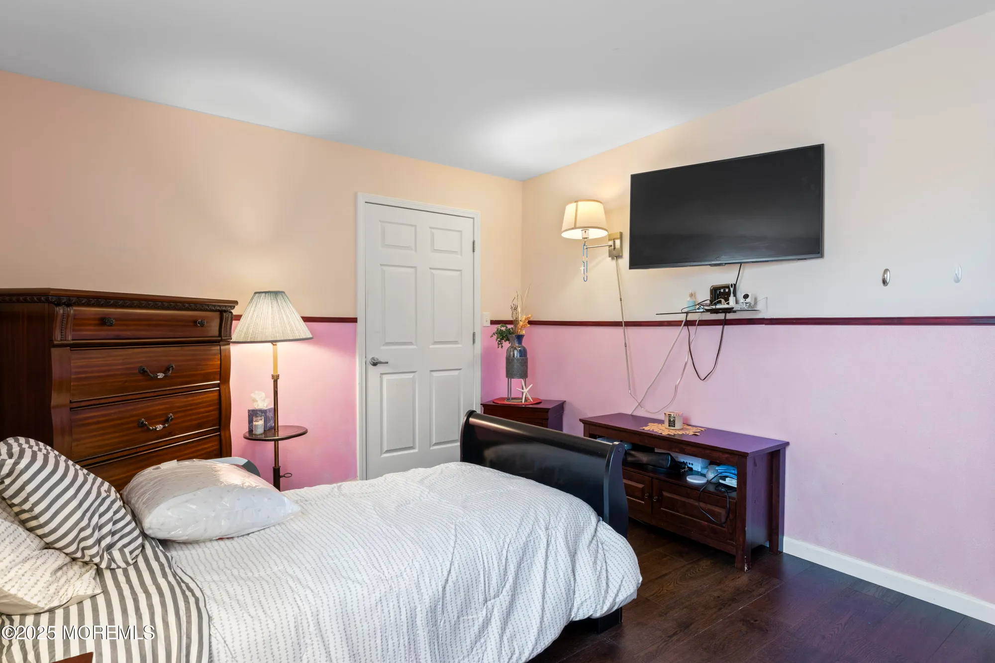 Property Slideshow image 18 of 25 | 8 carter way, Brick, NJ, 08723