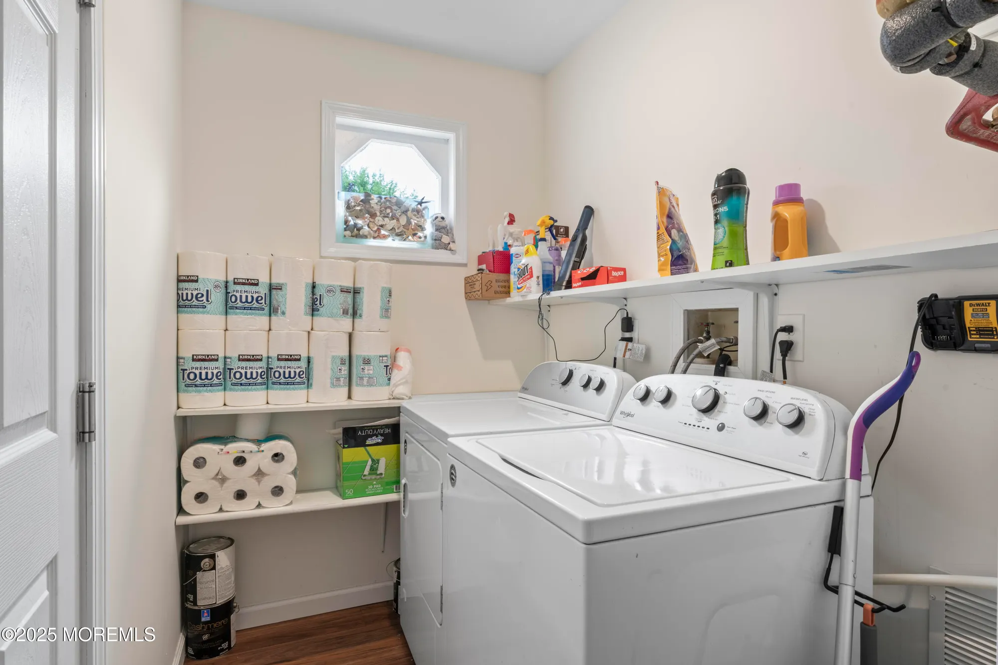 Property Slideshow image 23 of 25 | 8 carter way, Brick, NJ, 08723