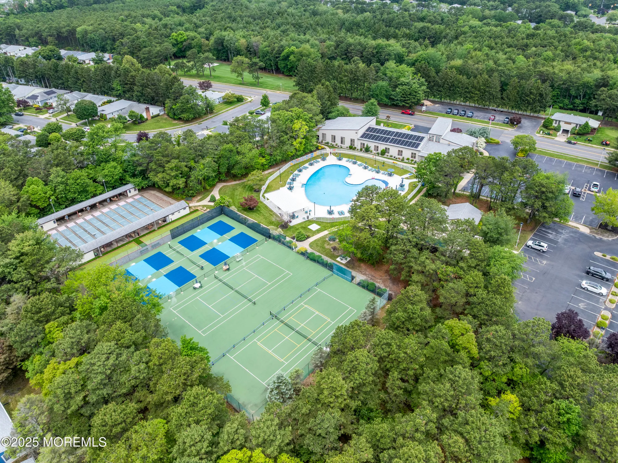 Property Slideshow image 24 of 25 | 8 carter way, Brick, NJ, 08723