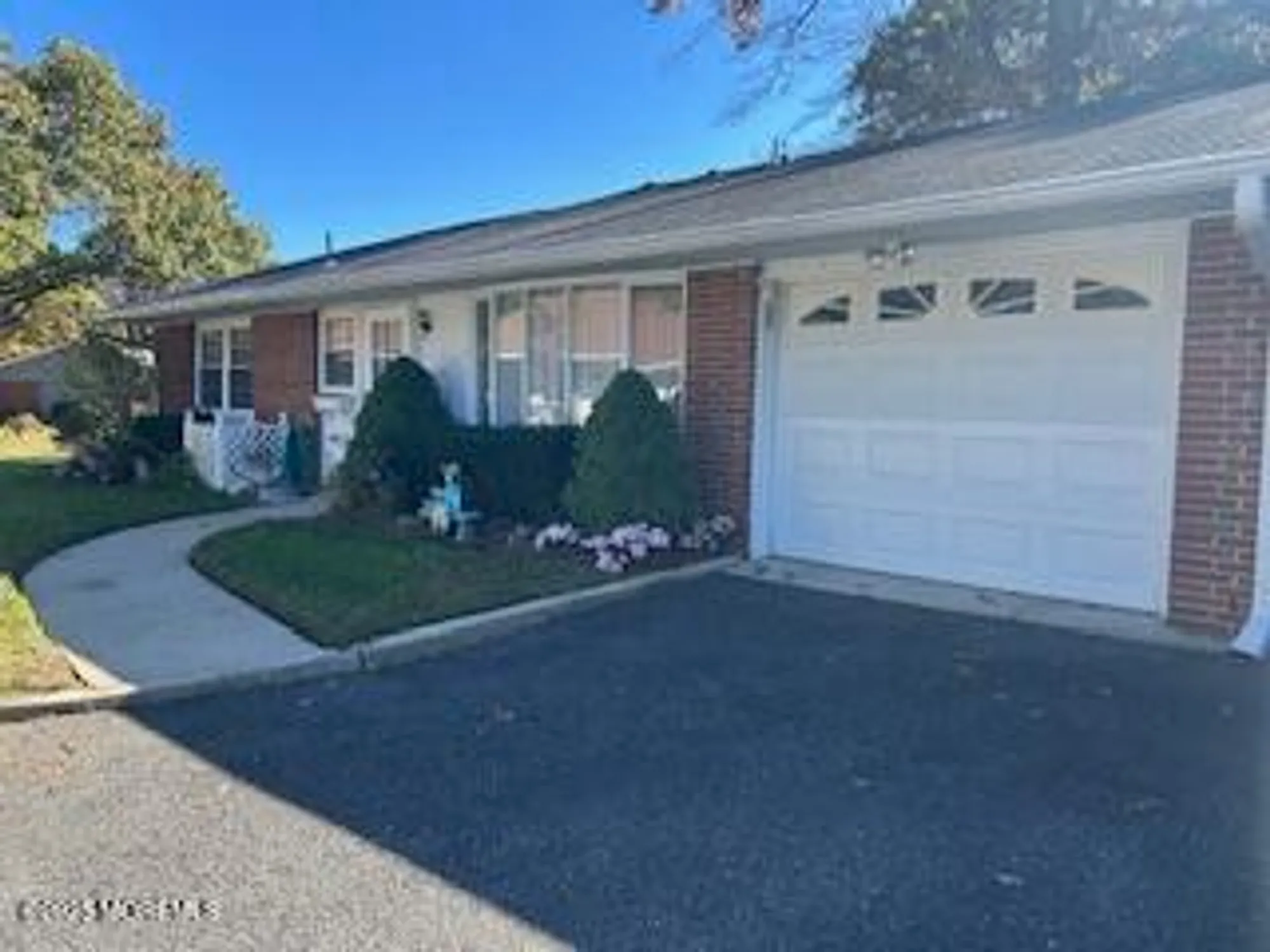 Property Slideshow image 1 of 28 | 455b portsmouth dr, Lakewood, NJ, 08701