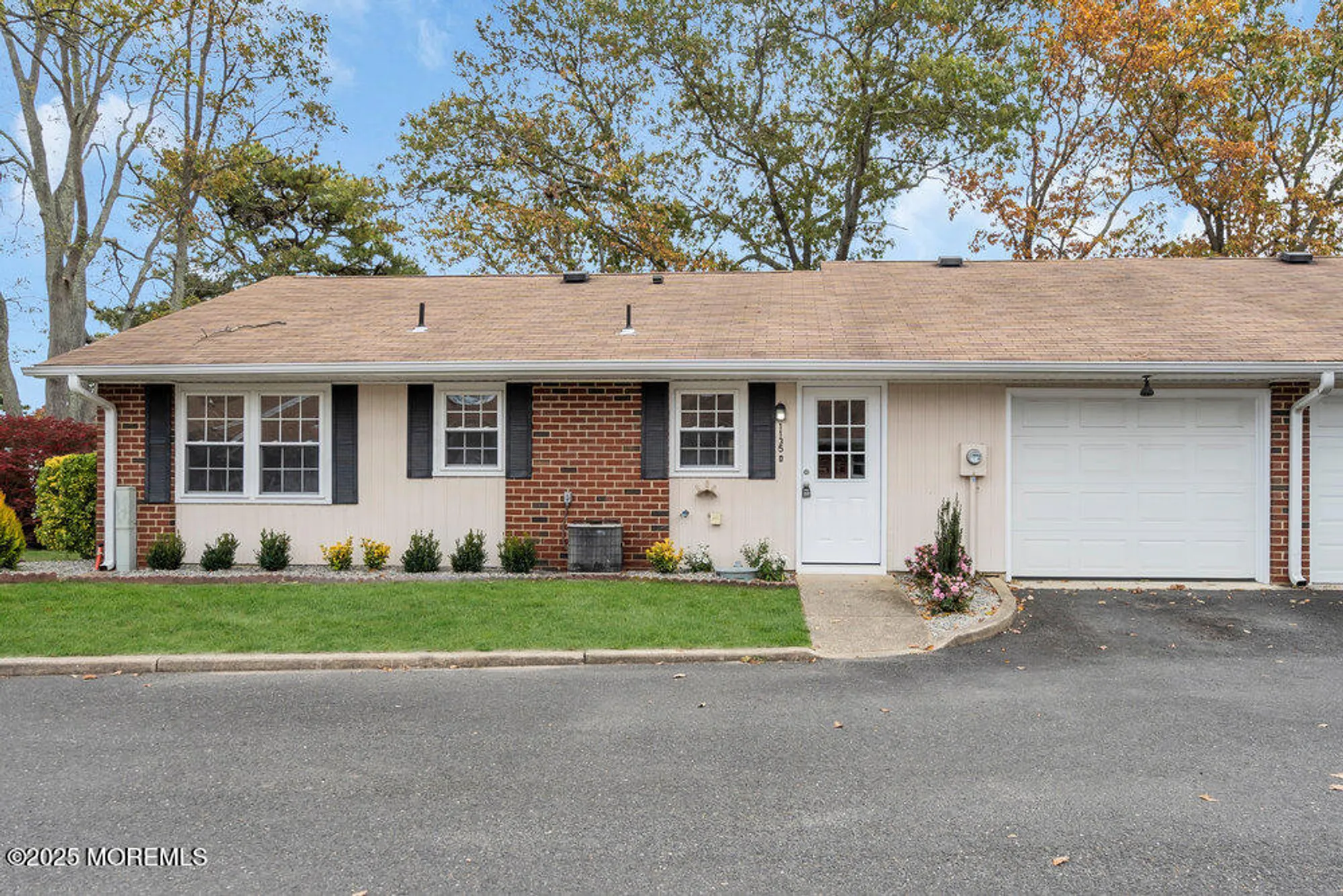 Property Slideshow image 1 of 22 | 1135 argyll cir d, Lakewood, NJ, 08701