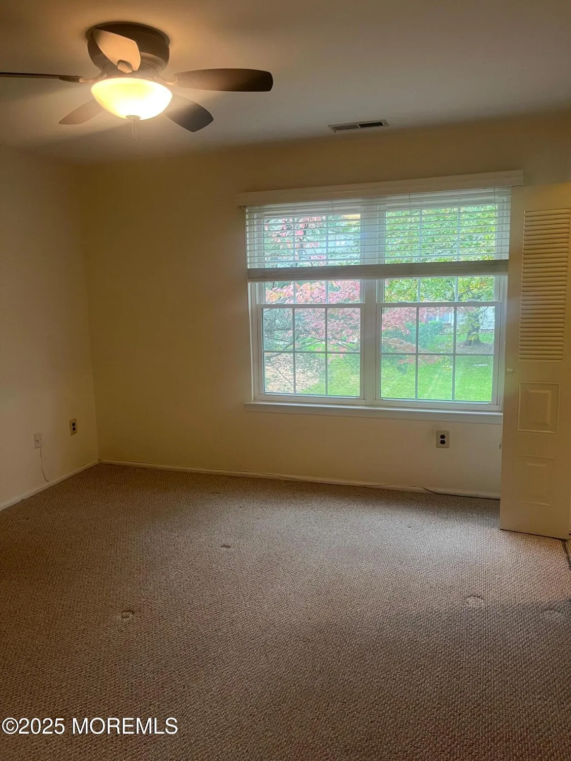 Property Slideshow image 8 of 10 | 164 arrowwood ct, Red Bank, NJ, 07701