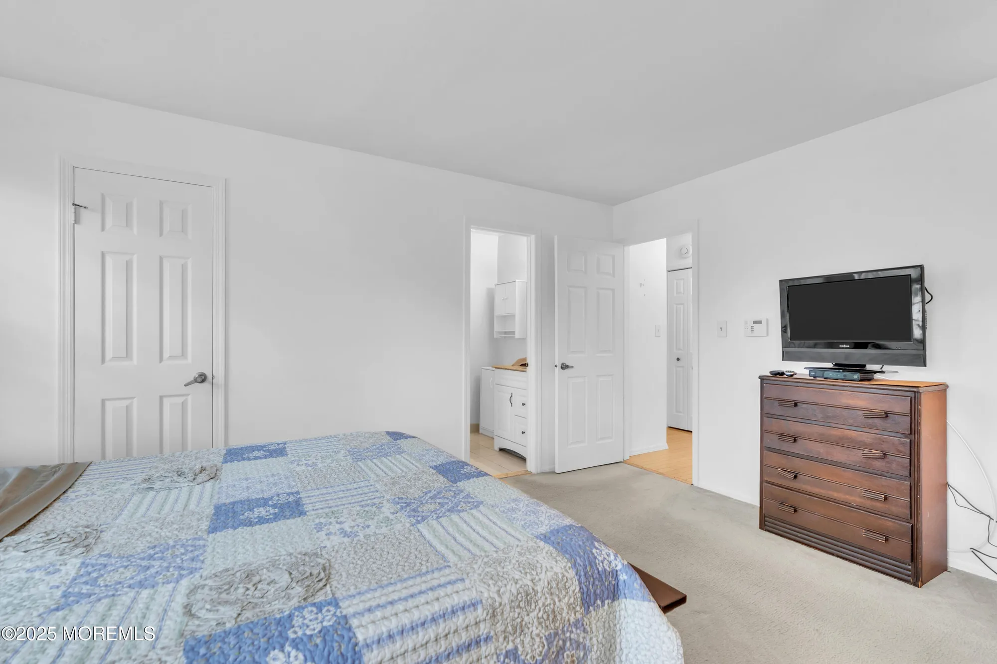 Property Slideshow image 18 of 28 | 125 concordia cir # 125a, Monroe, NJ, 08831