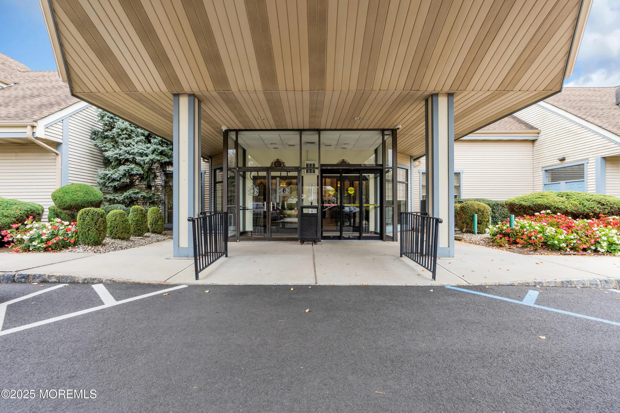 Property Slideshow image 26 of 28 | 125 concordia cir # 125a, Monroe, NJ, 08831