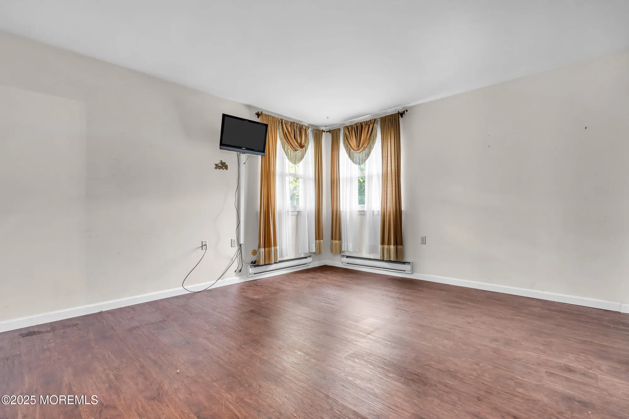 Property Slideshow image 13 of 18 | 2b salem dr, Whiting, NJ, 08759