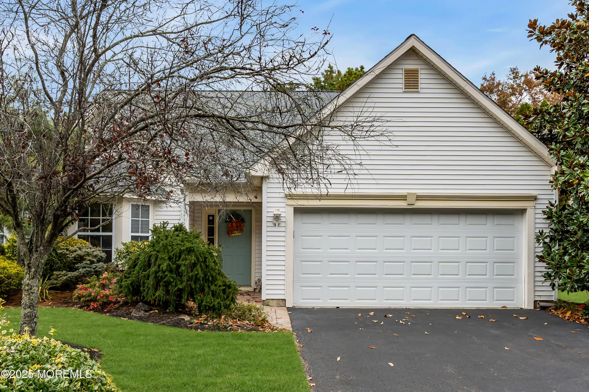 Property Slideshow image 1 of 91 | 27 strawberry ln, Lakewood, NJ, 08701