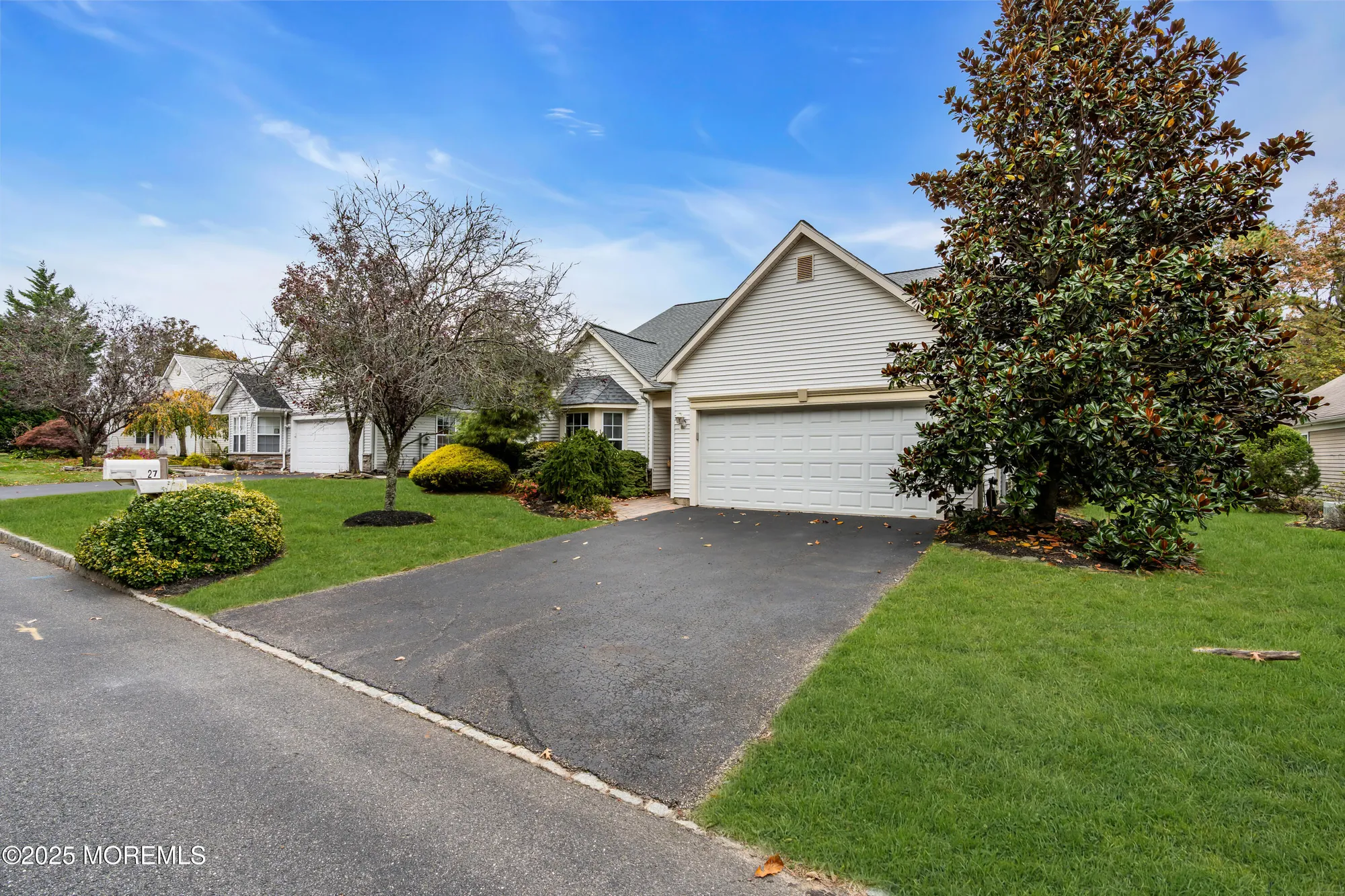 Property Slideshow image 6 of 91 | 27 strawberry ln, Lakewood, NJ, 08701