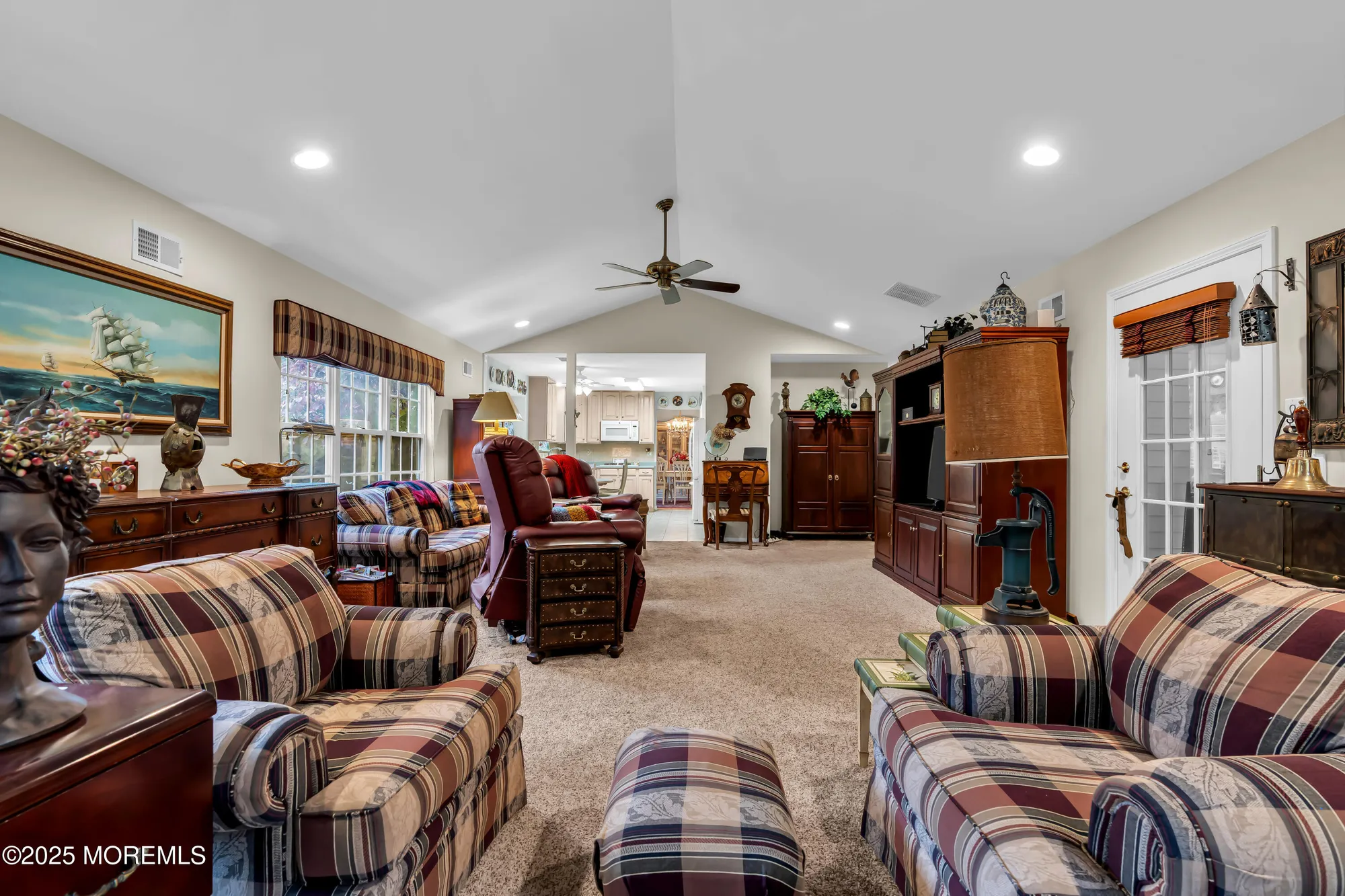 Property Slideshow image 39 of 91 | 27 strawberry ln, Lakewood, NJ, 08701