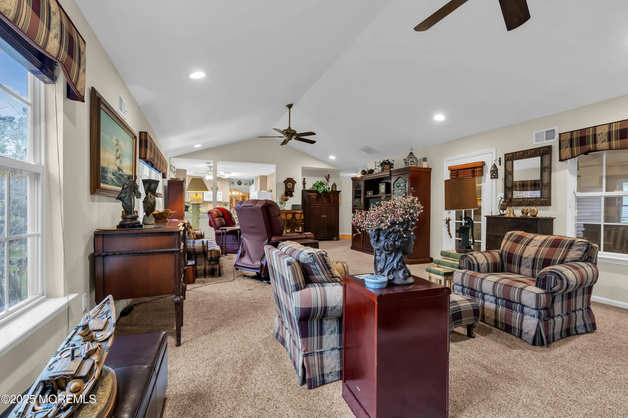 Property Slideshow image 40 of 91 | 27 strawberry ln, Lakewood, NJ, 08701