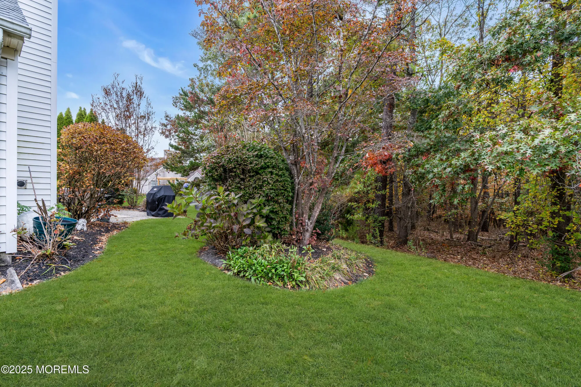 Property Slideshow image 75 of 91 | 27 strawberry ln, Lakewood, NJ, 08701