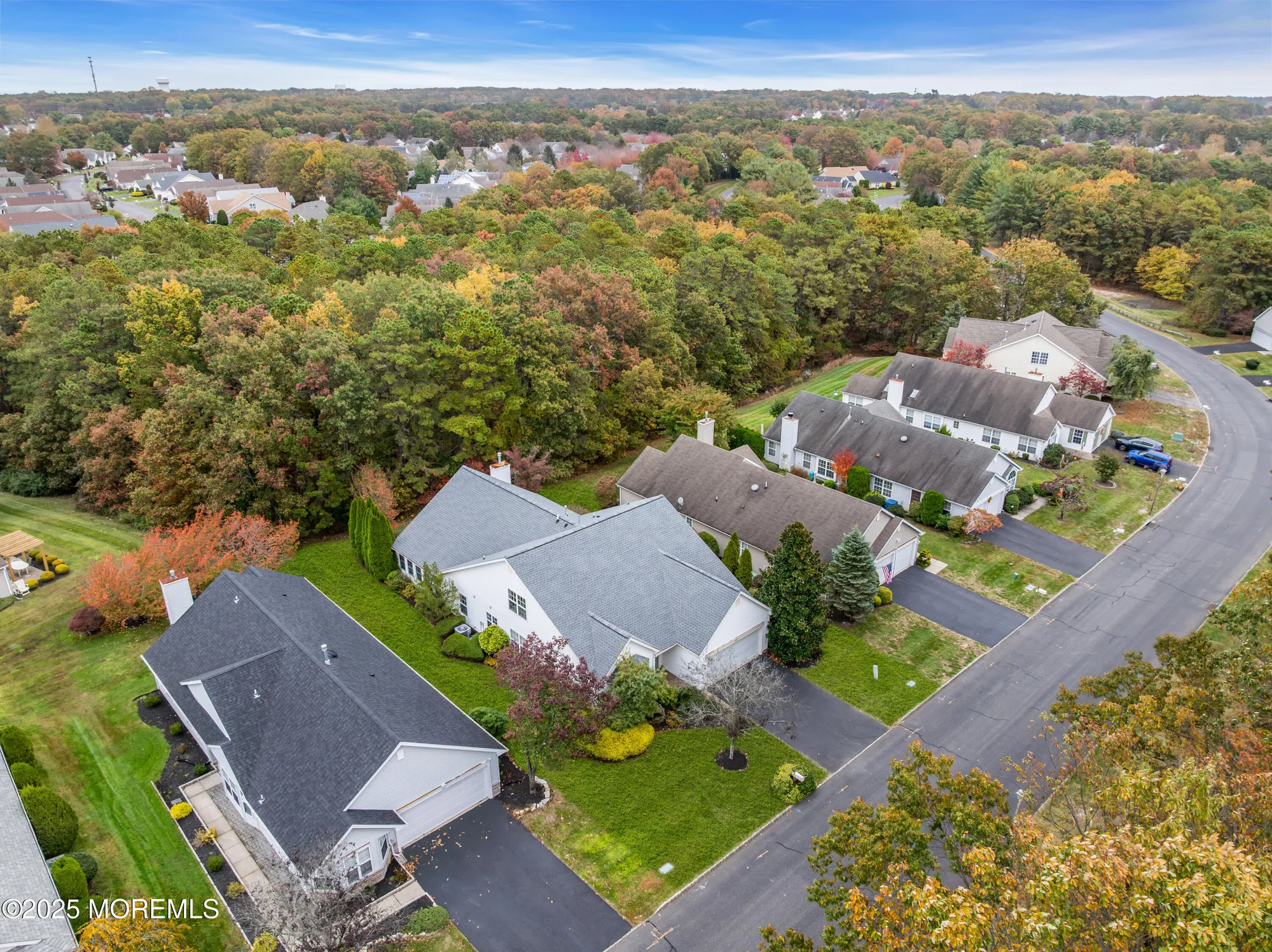 Property Slideshow image 82 of 91 | 27 strawberry ln, Lakewood, NJ, 08701