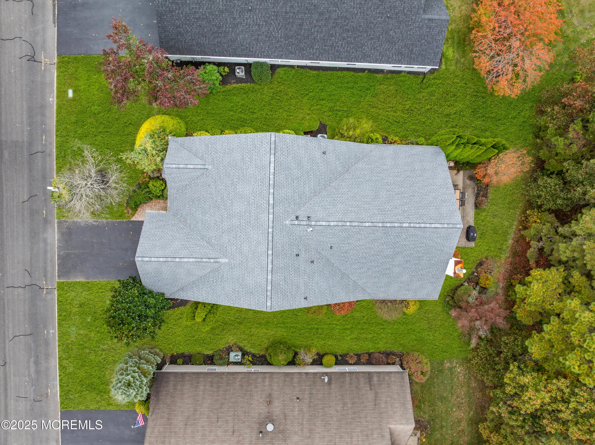 Property Slideshow image 86 of 91 | 27 strawberry ln, Lakewood, NJ, 08701