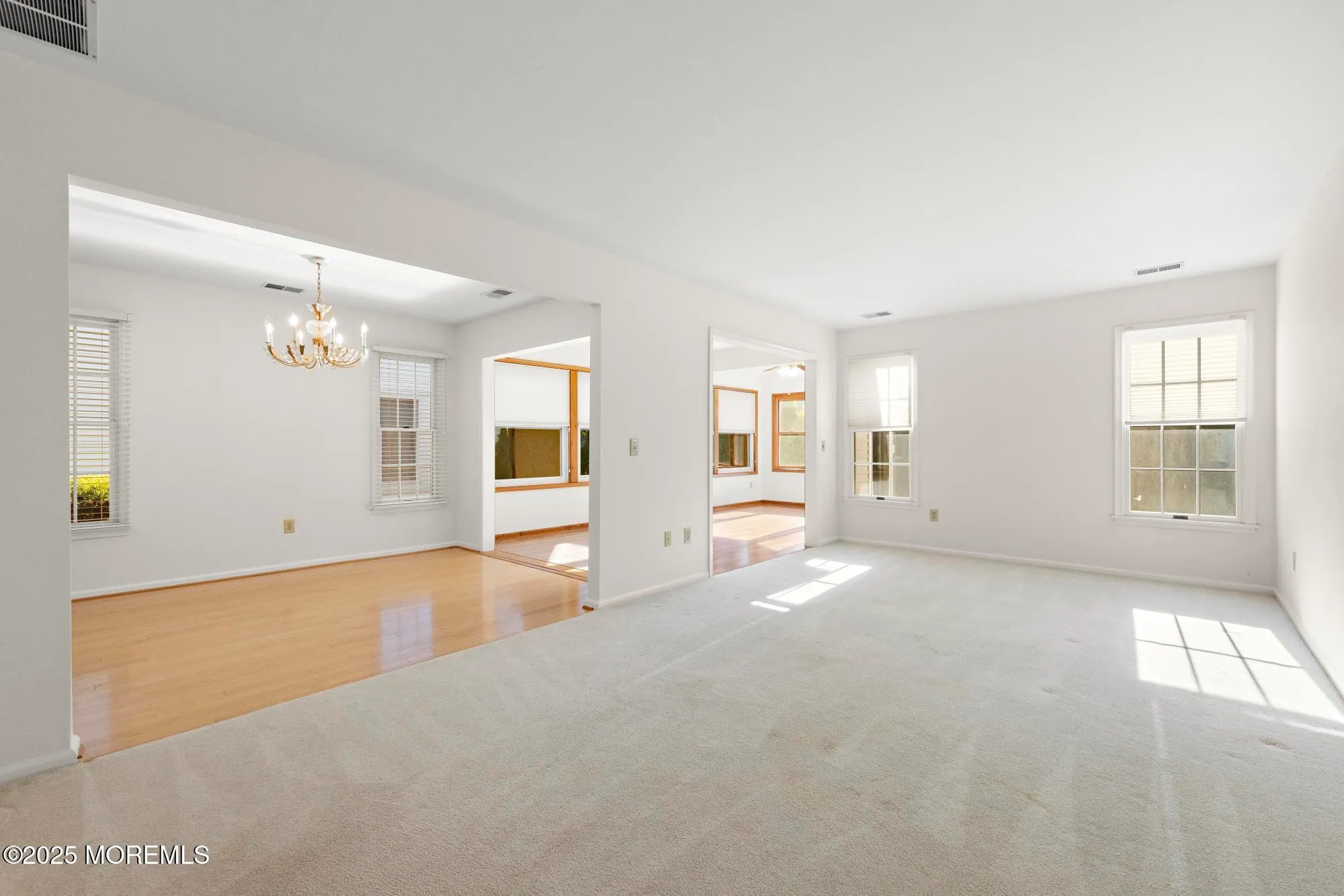 Property Slideshow image 7 of 49 | 2271 tomera pl, Toms River, NJ, 08755