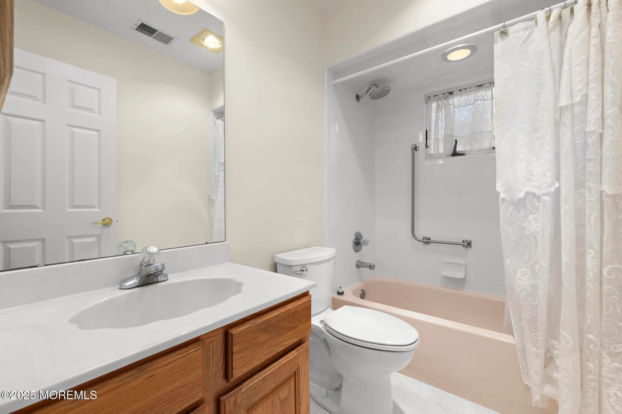 Property Slideshow image 19 of 49 | 2271 tomera pl, Toms River, NJ, 08755