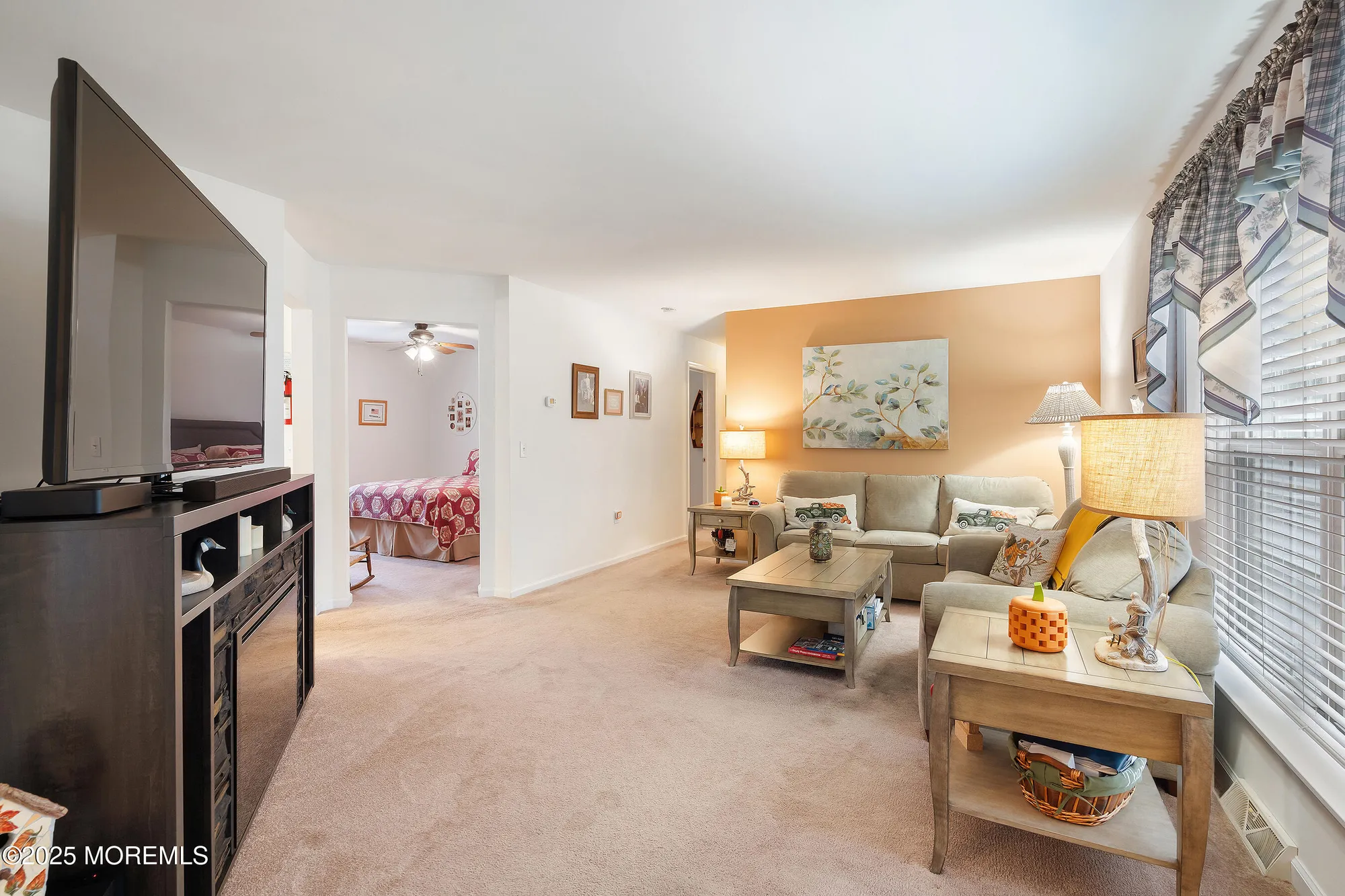 Property Slideshow image 6 of 20 | 71 oak ridge ln, Manahawkin, NJ, 08050