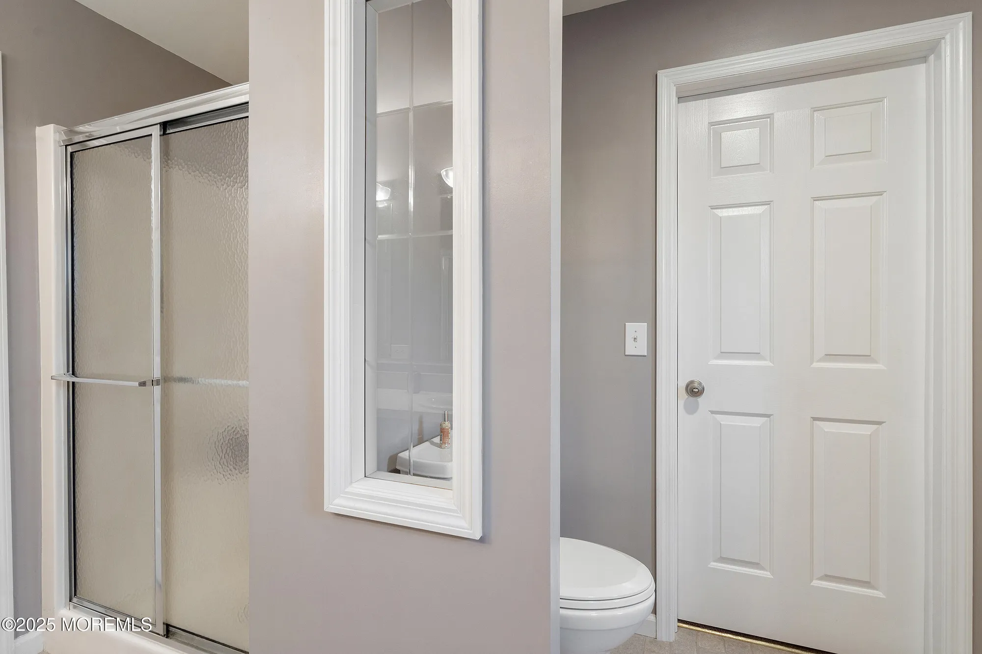 Property Slideshow image 9 of 20 | 71 oak ridge ln, Manahawkin, NJ, 08050